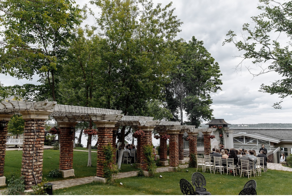 Площадка № 6-2. Свадебный организатор Москва