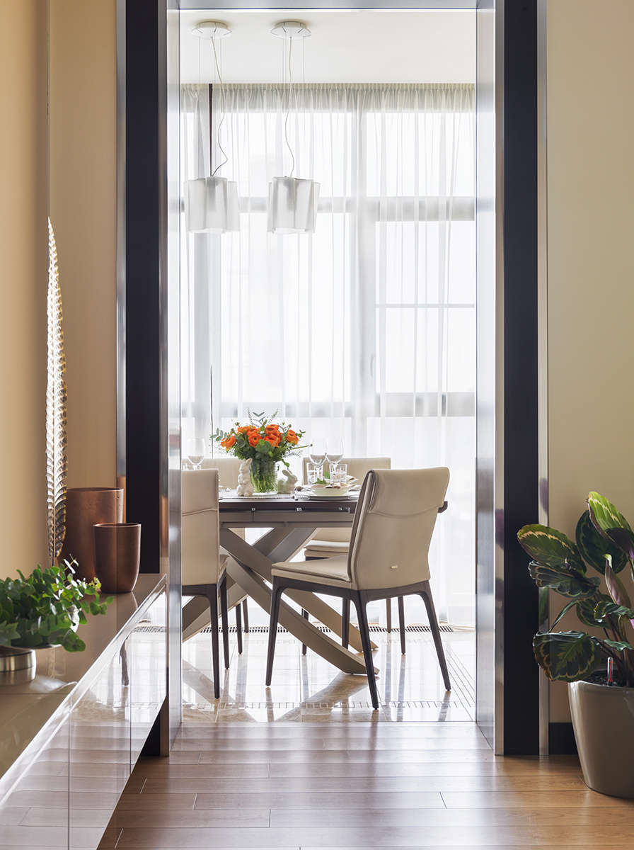 В портфолио вы можете увидеть фото исключительно наших работ. Мебель на заказ по индивидуальным проектам