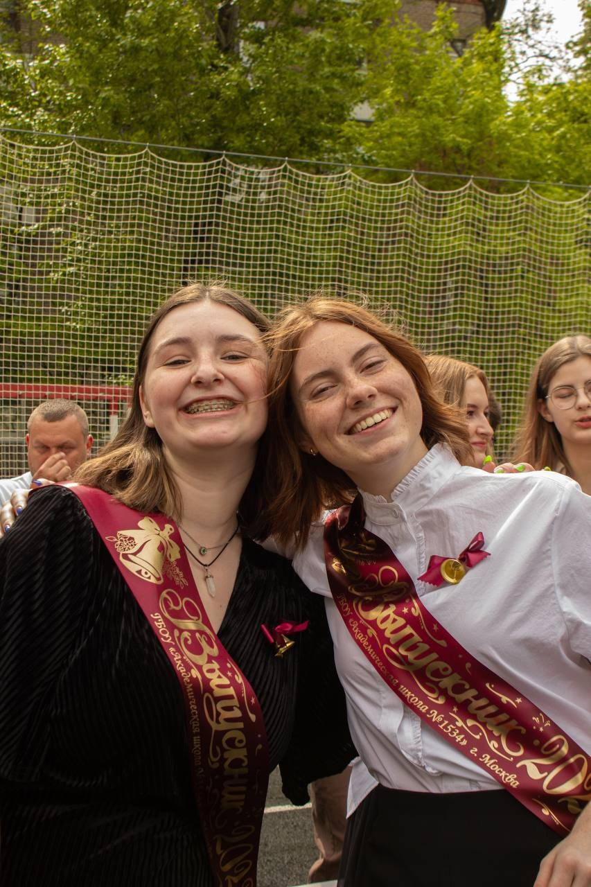 Последний звонок. Фотограф про чувства Варя Сильвестрова, Москва