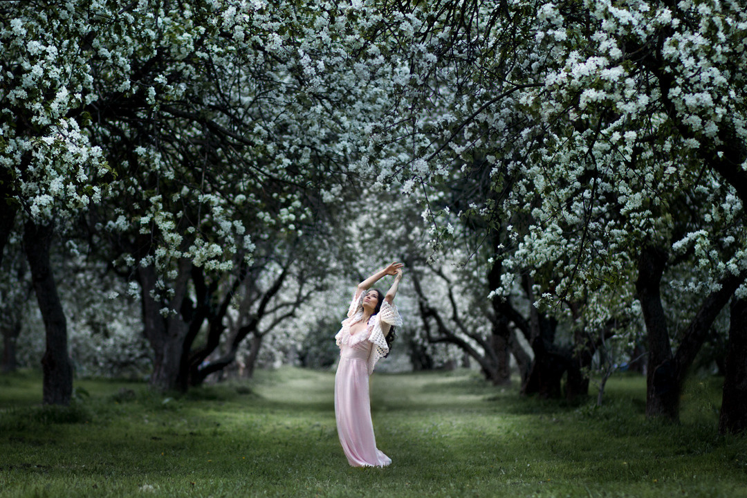 ВЕСЕННИЕ САДЫ. Арт-фотограф в Москве Елена Иванова