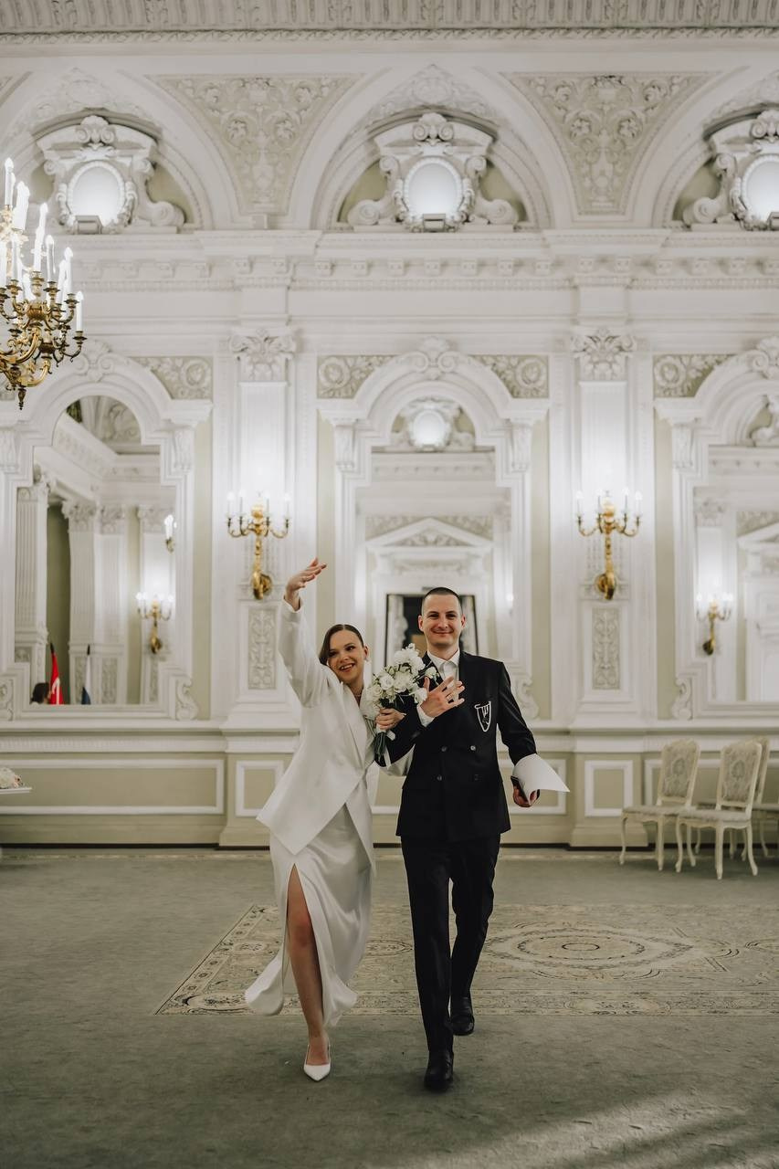 30|08|25. On Emotions агентство