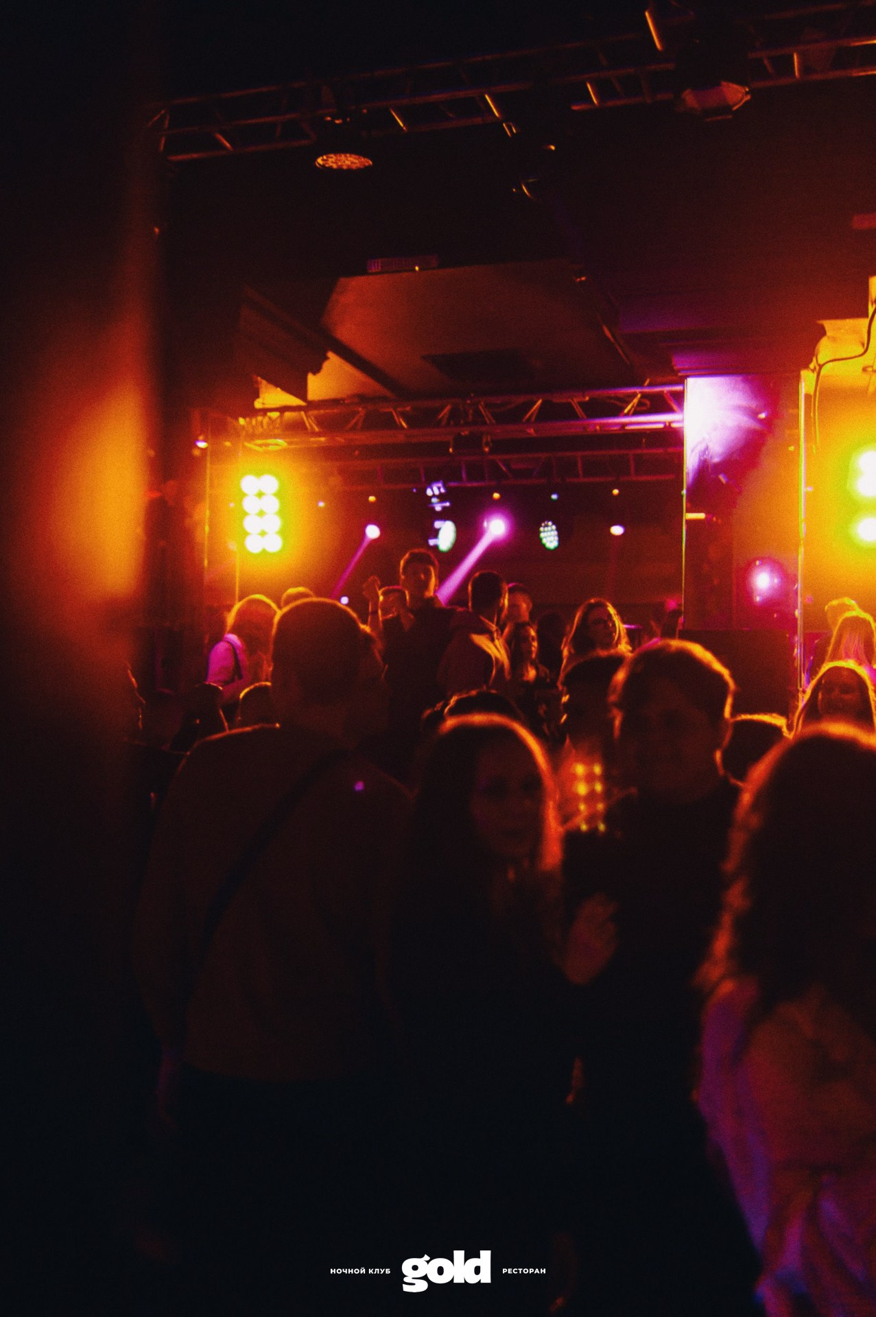 Ночная жизнь Смоленска. Фотограф | Михаил Буш Смоленск