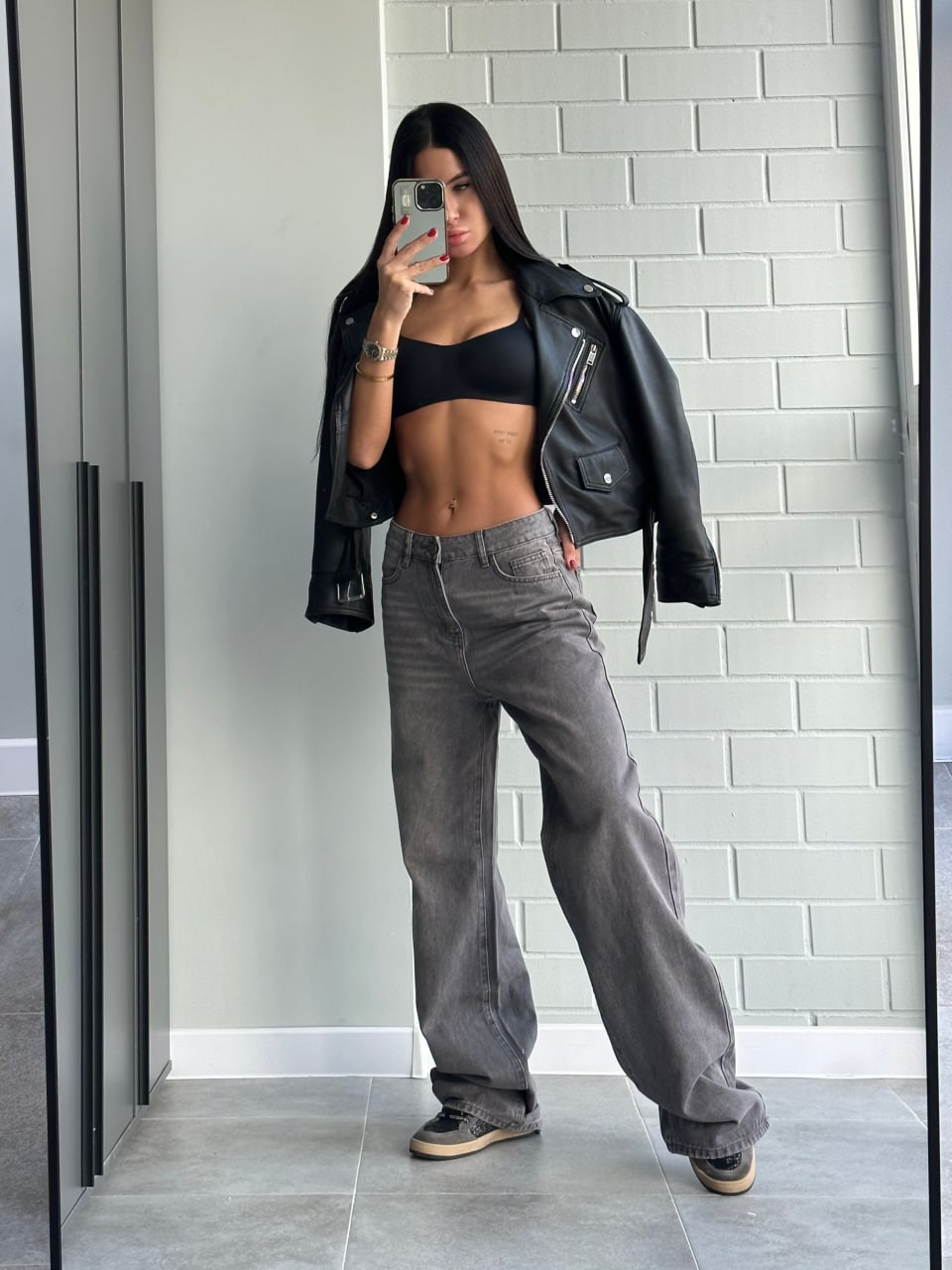 Элиф А Размер ХS. Рост 165, Параметры 86/60/90. LUNAPRO Дом стильных, сборных и индивидуальных съемок для брендов