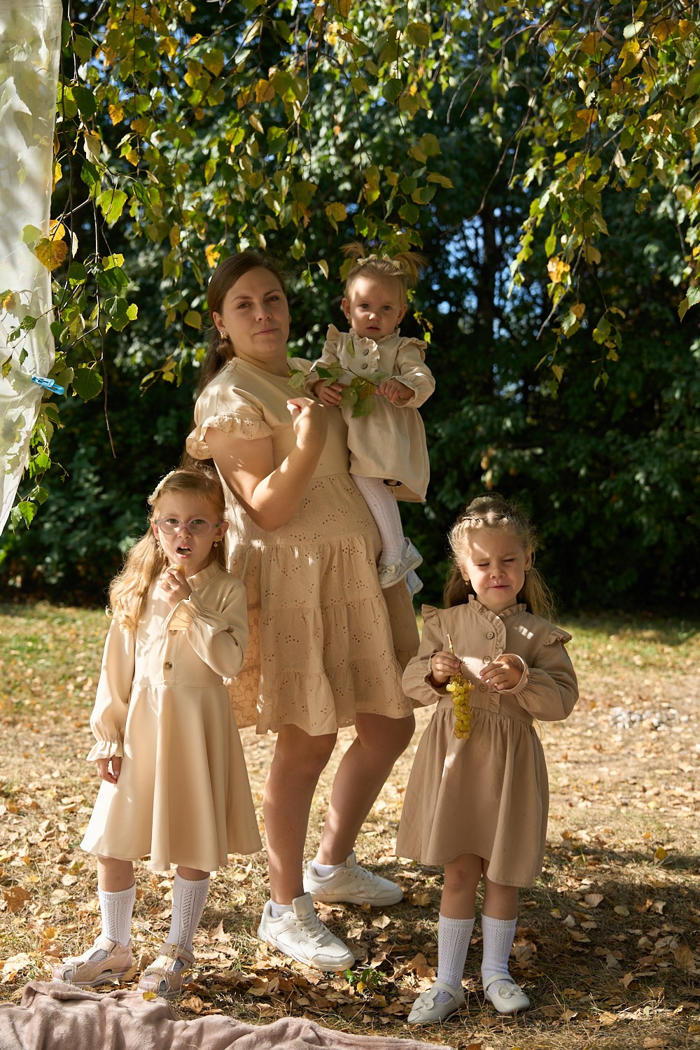 Тамара и дочери. Фотограф Светлана Боровикова в Домодедове