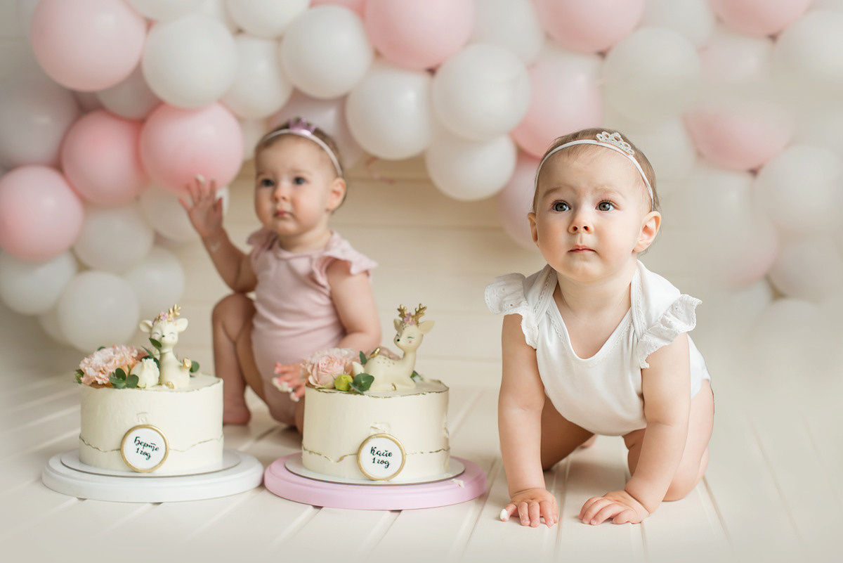 Берта и Кайя. Фотограф новорожденных Елена Панова