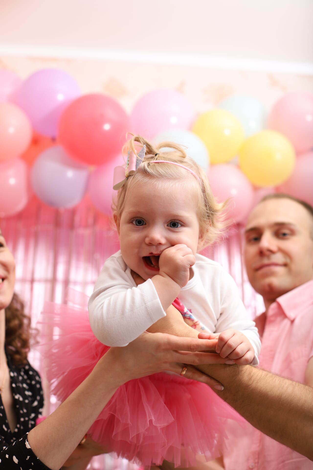 Василисе 1 годик. Фотограф беременности и семейных историй Эльвира Акарибе в городе Краснодар!