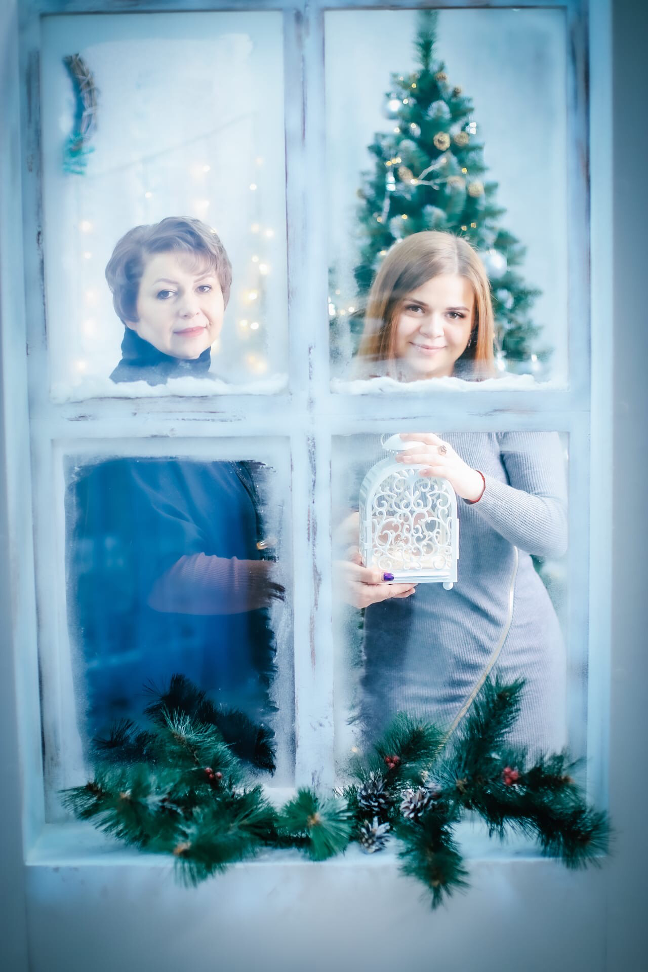 Семья Пивоваровых Новый год 2022. Фотограф беременности и семейных историй Эльвира Акарибе в городе Краснодар!