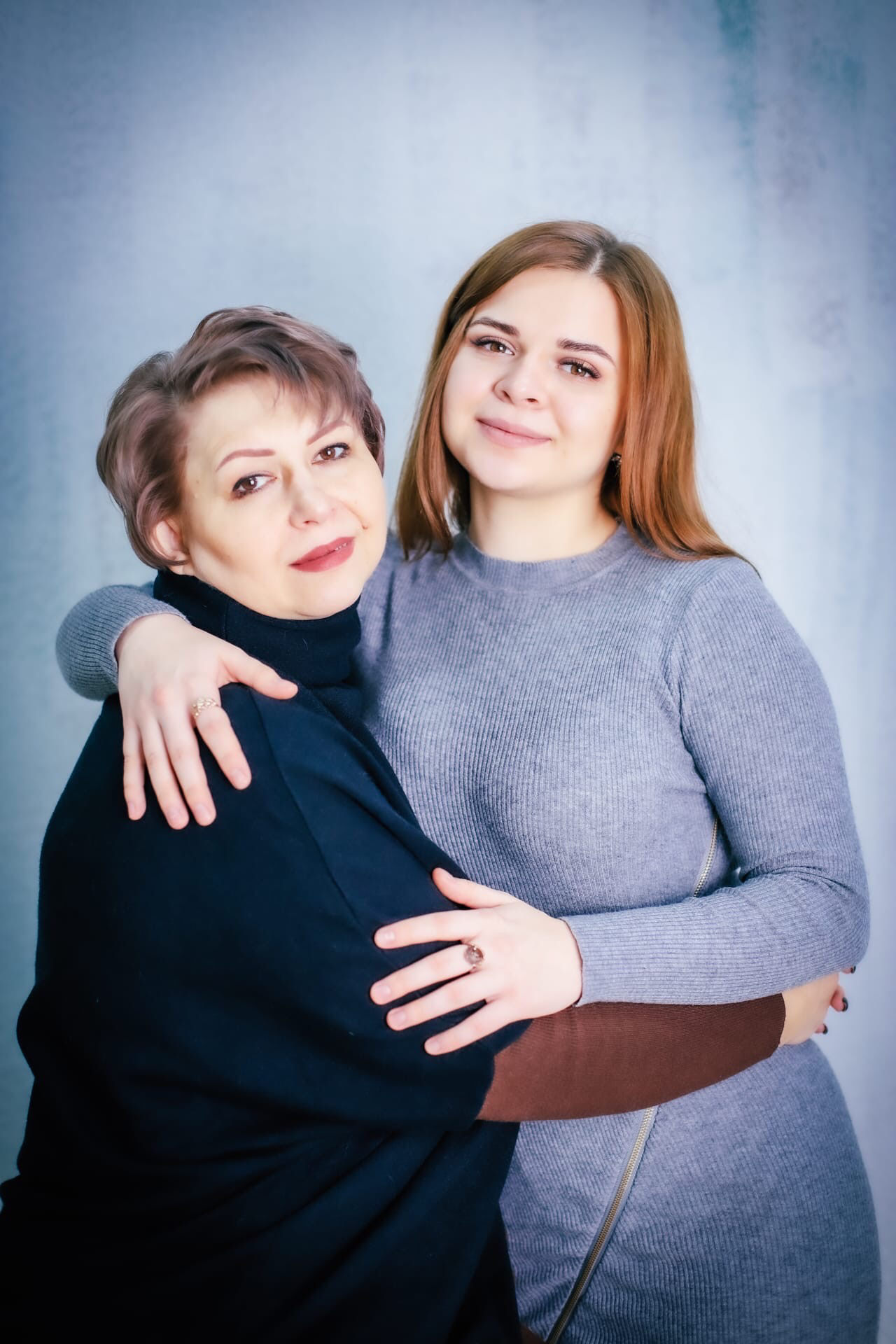 Семья Пивоваровых Новый год 2022. Фотограф беременности и семейных историй Эльвира Акарибе в городе Краснодар!