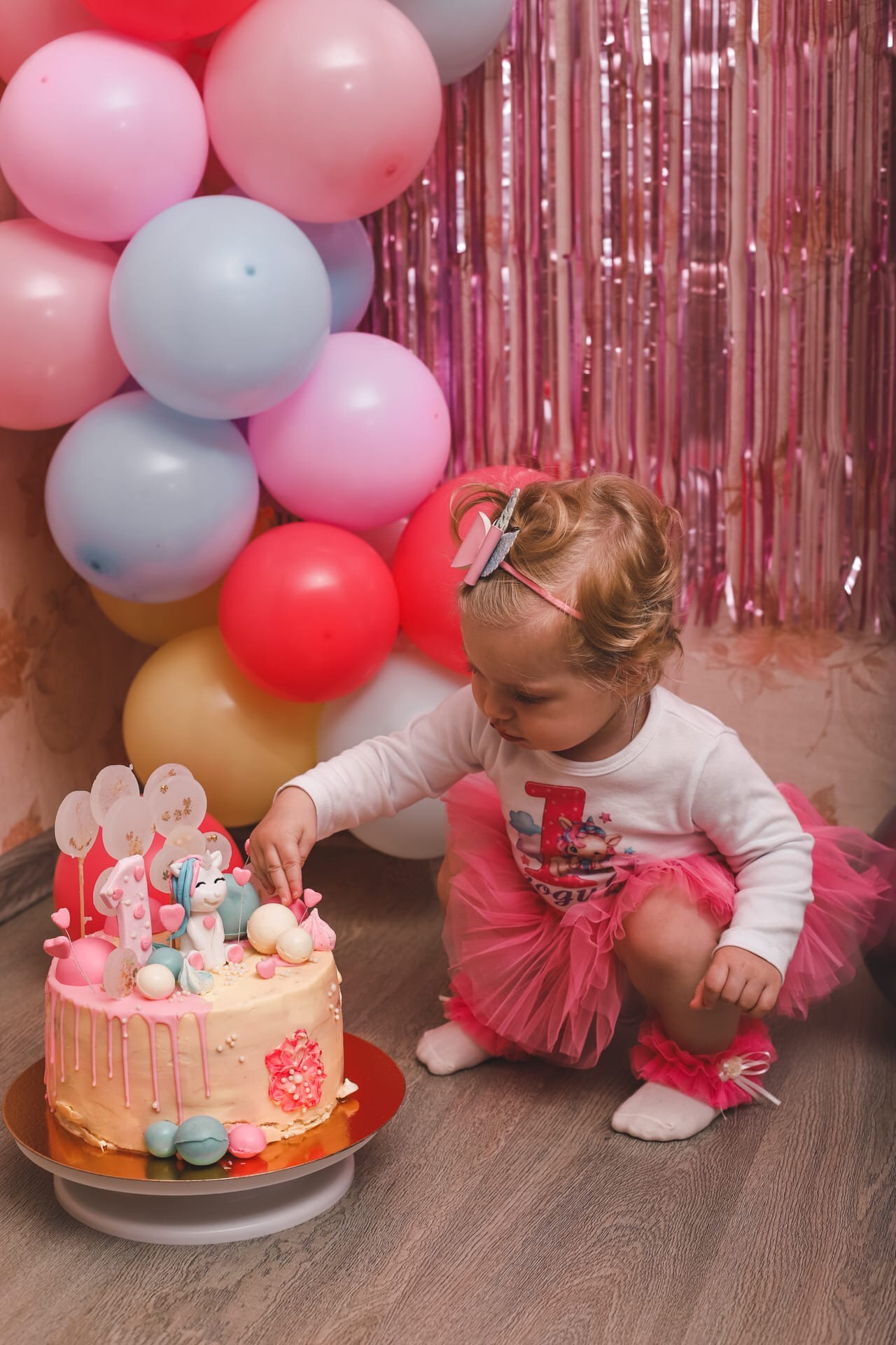 Василисе 1 годик. Фотограф беременности и семейных историй Эльвира Акарибе в городе Краснодар!