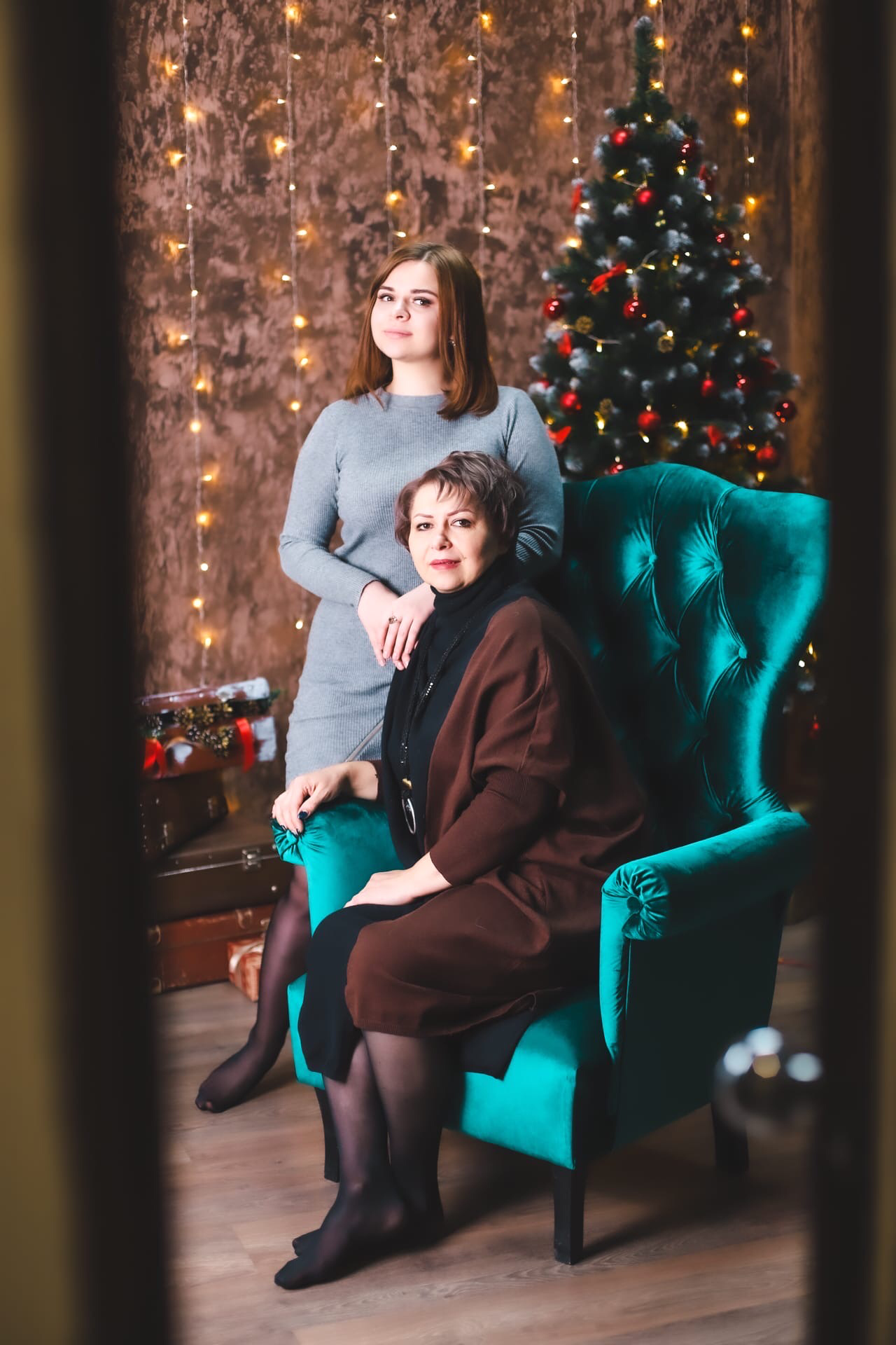 Семья Пивоваровых Новый год 2022. Фотограф беременности и семейных историй Эльвира Акарибе в городе Краснодар!