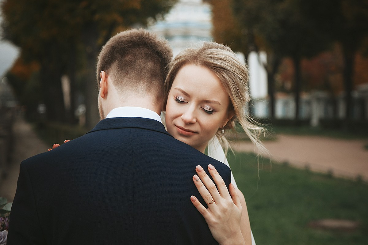 фотограф на свадьбу, свадебный костюм для жениха, платье невесты, букет для невесты, студия для свадьбы, свадебный фотограф москва санкт-петербург