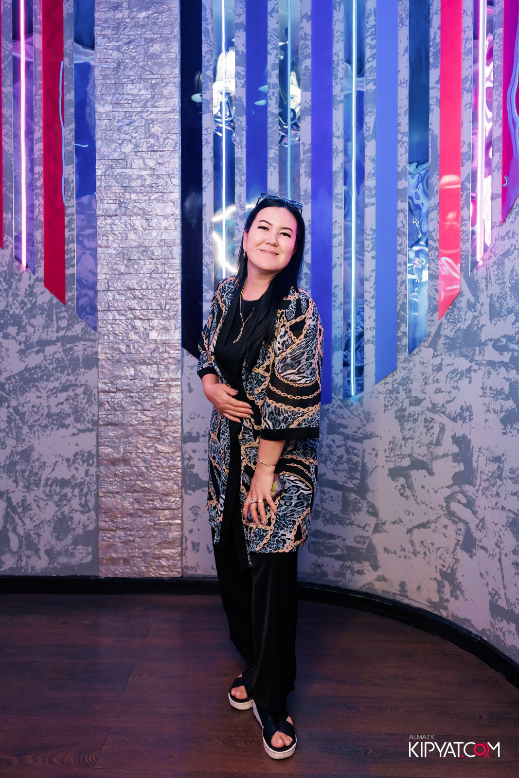 УХО И МЕДВЕДЬ НА ГАГАРИНА. КИПЯТКОМ АЛМАТЫ!