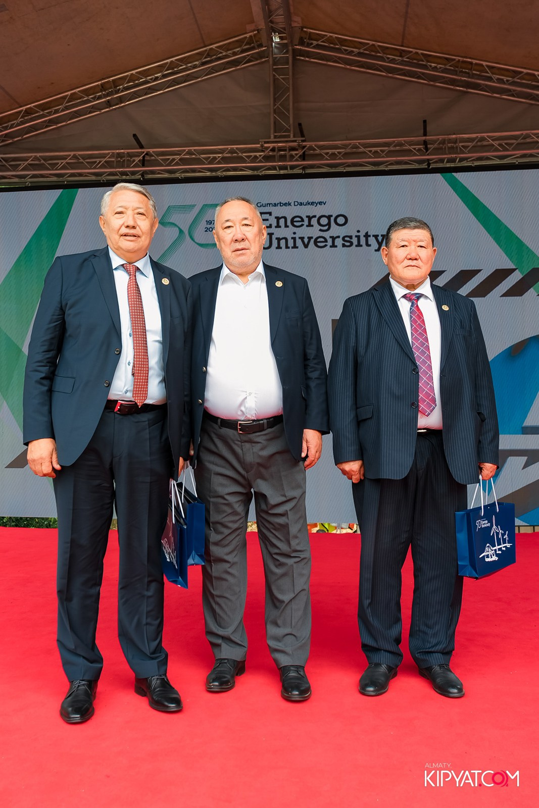 50 ЛЕТ — АЛМАТИНСКИЙ УНИВЕРСИТЕТ ЭНЕРГЕТИКИ И СВЯЗИ. КИПЯТКОМ АЛМАТЫ!