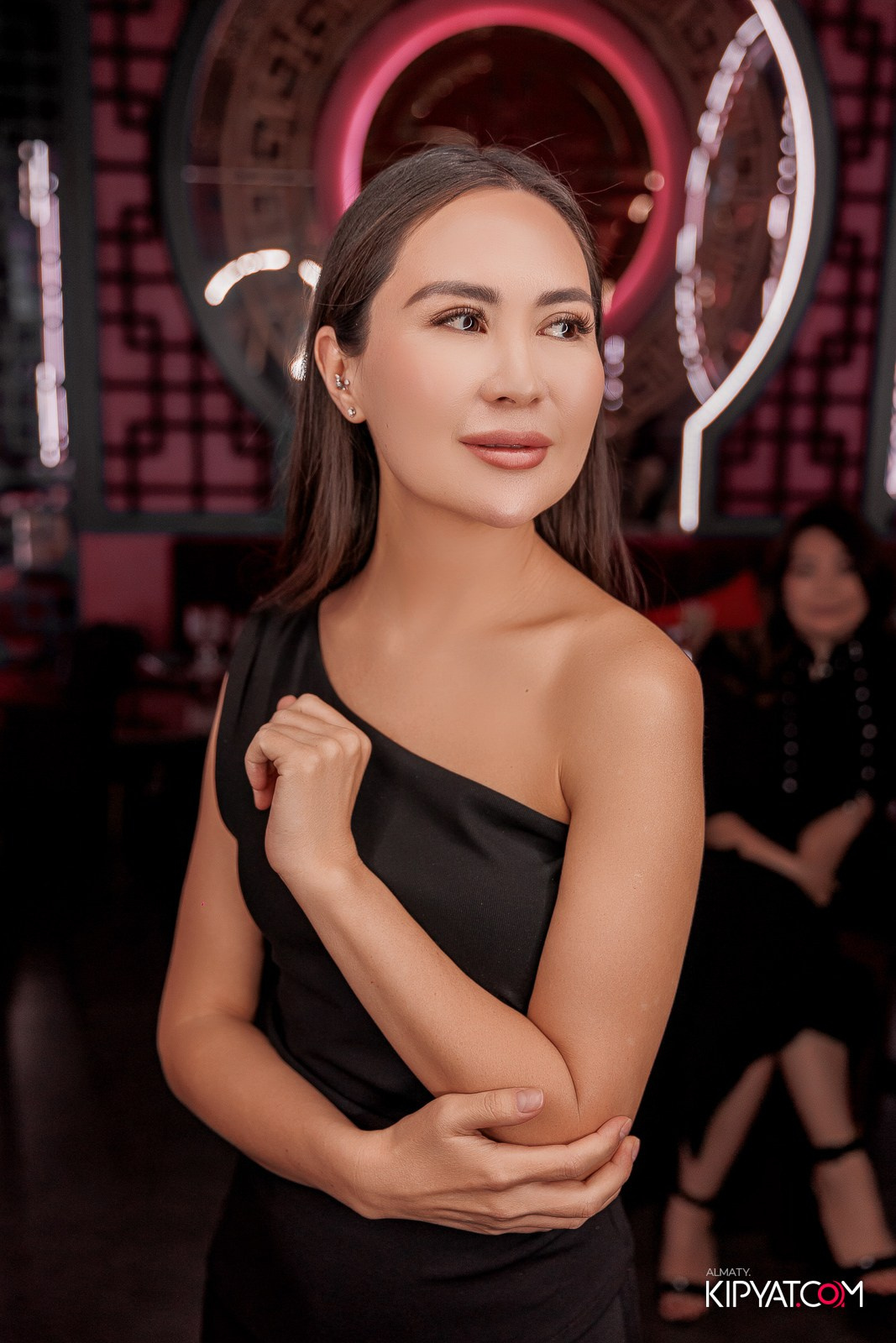 MOOD KARAOKE & TERRACE. КИПЯТКОМ АЛМАТЫ!