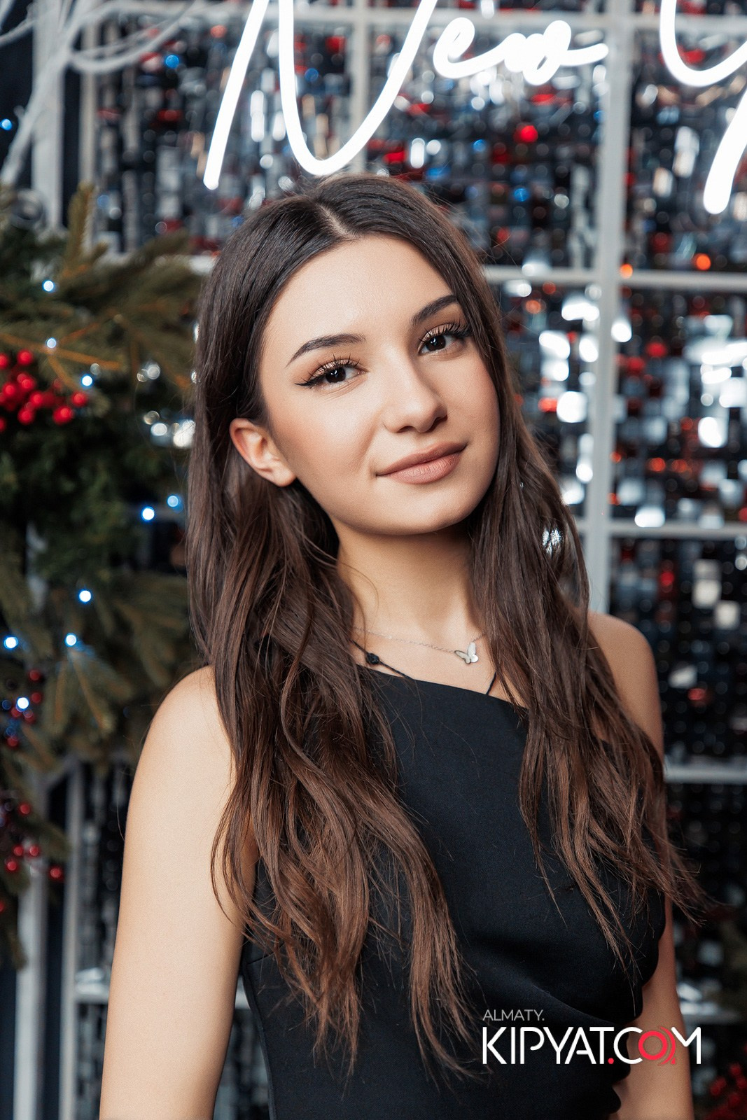 FRIENDS BAR & TERRACE. КИПЯТКОМ АЛМАТЫ!