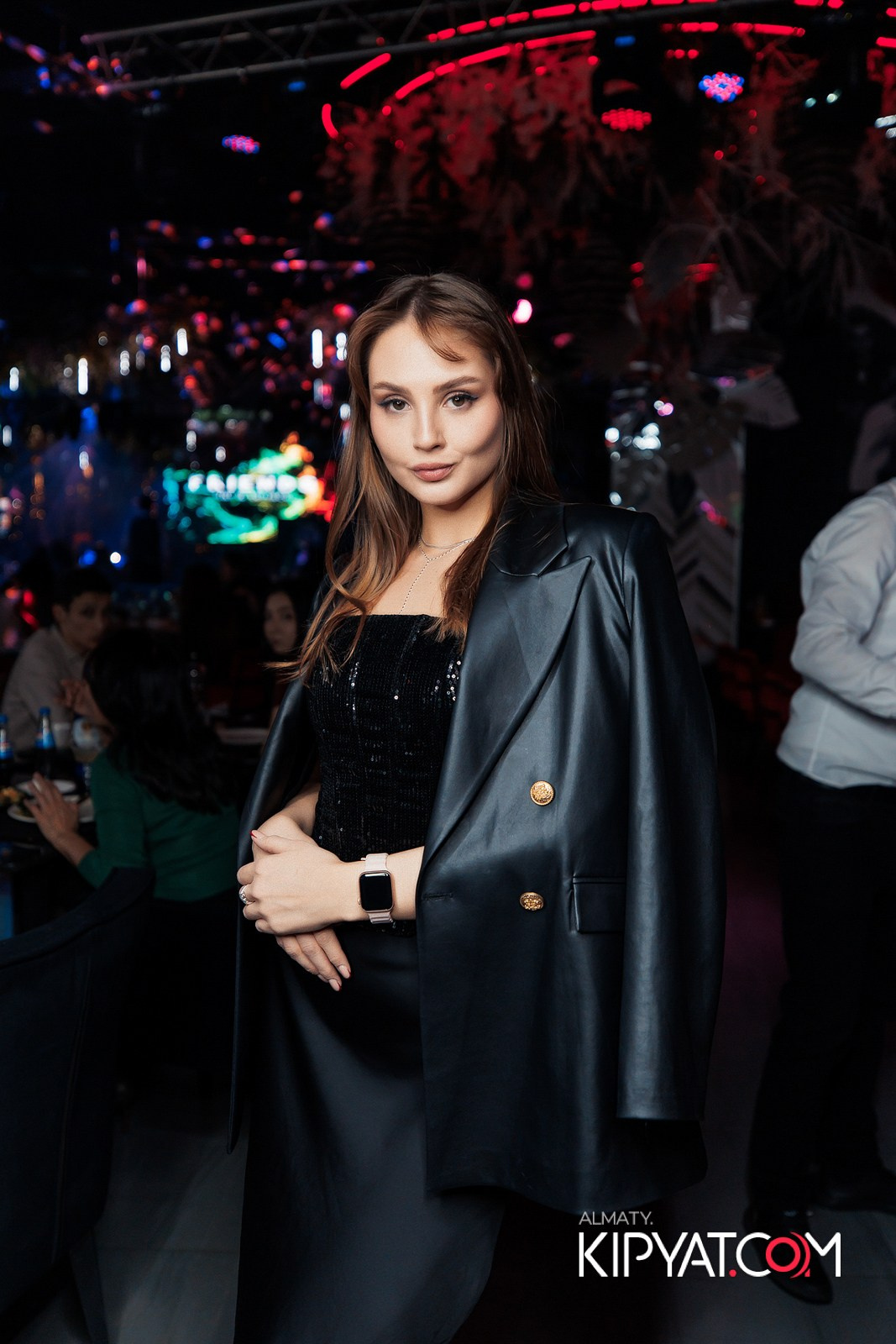 FRIENDS BAR & TERRACE. КИПЯТКОМ АЛМАТЫ!