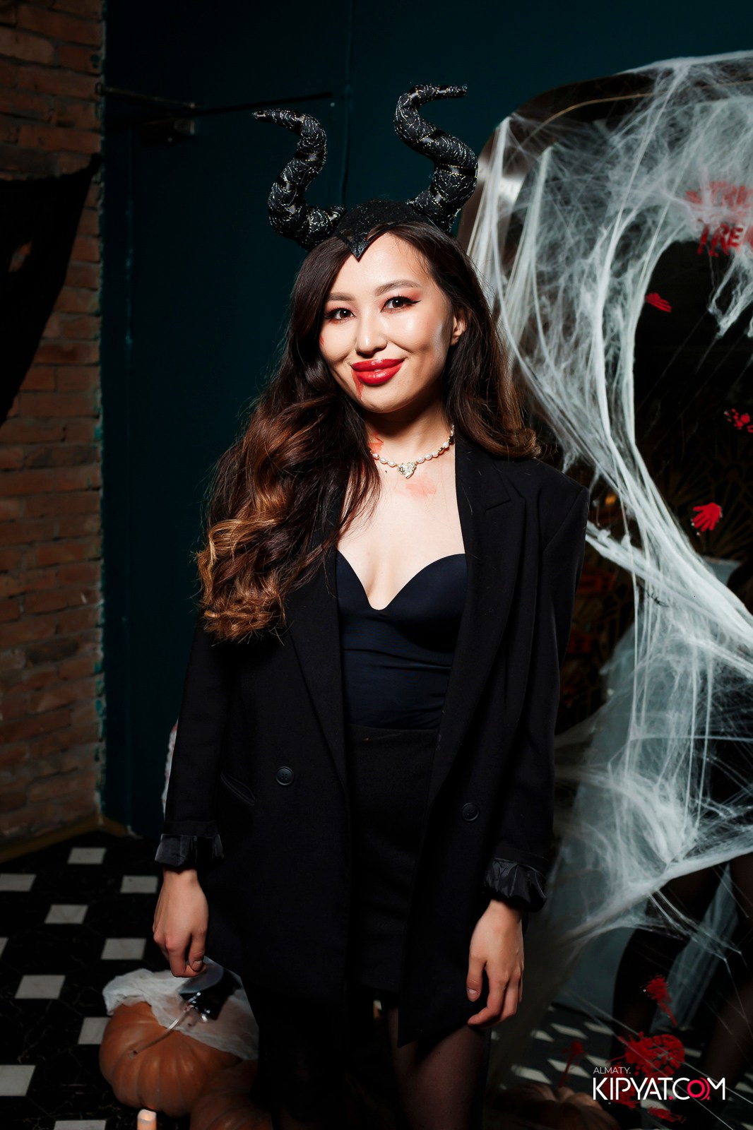 OLOVO BAR НА САТПАЕВА. КИПЯТКОМ АЛМАТЫ!