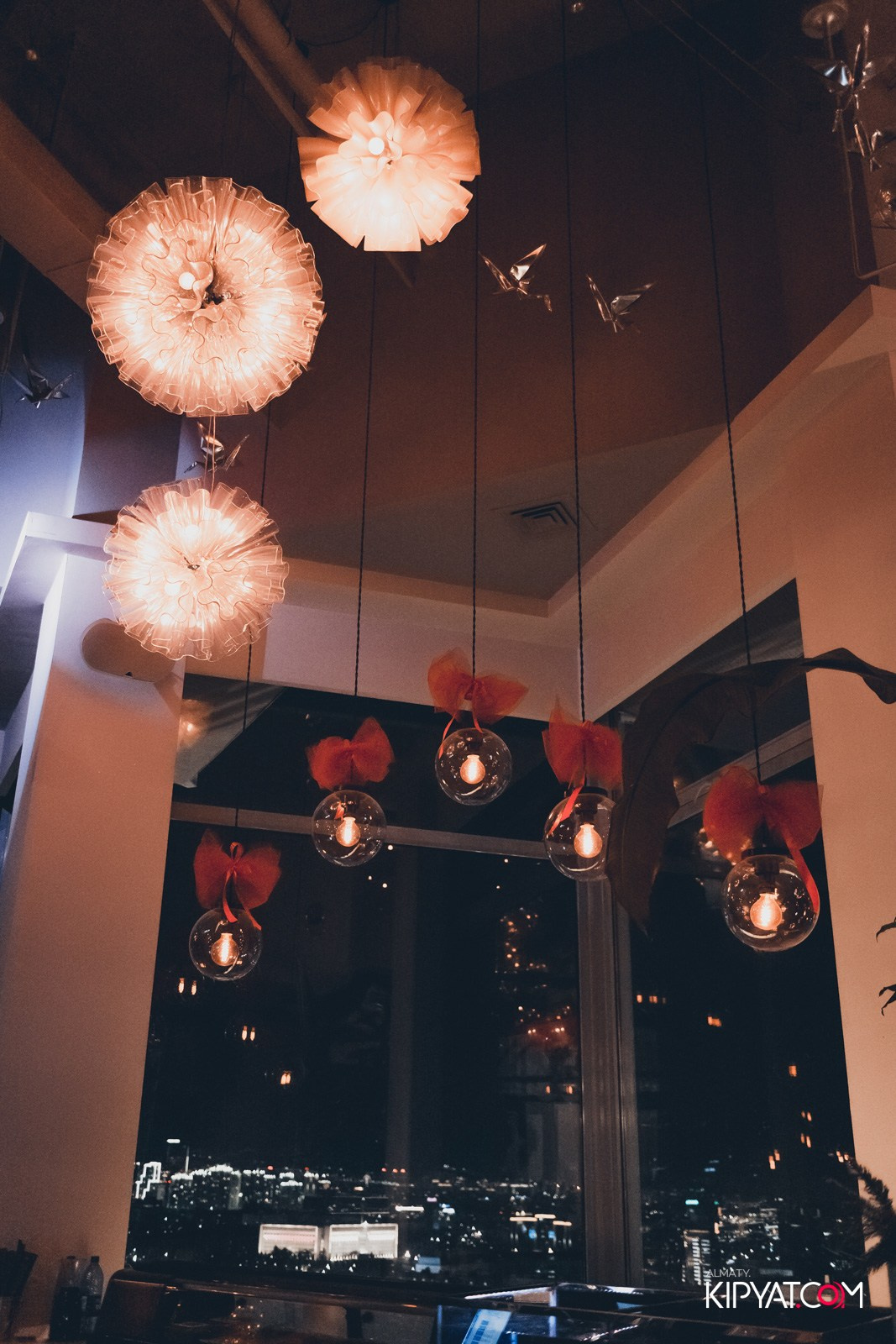 РЕСТОРАН BARFLY. КИПЯТКОМ АЛМАТЫ!