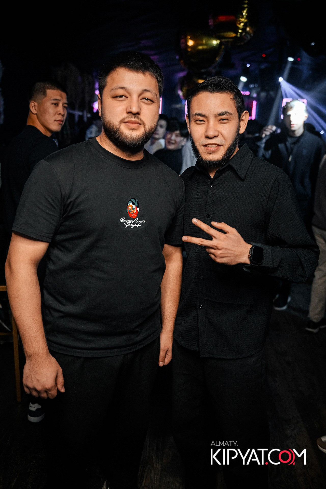 UYAT EMES BAR. КИПЯТКОМ АЛМАТЫ!