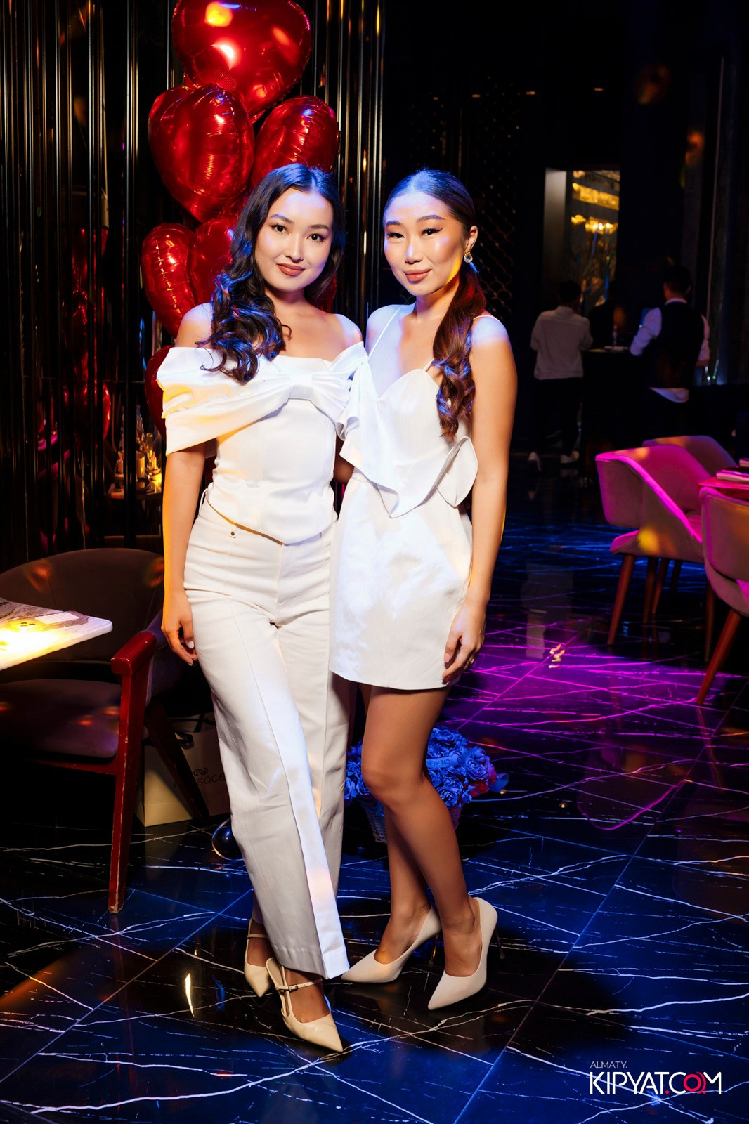 MOOD KARAOKE & TERRACE. КИПЯТКОМ АЛМАТЫ!