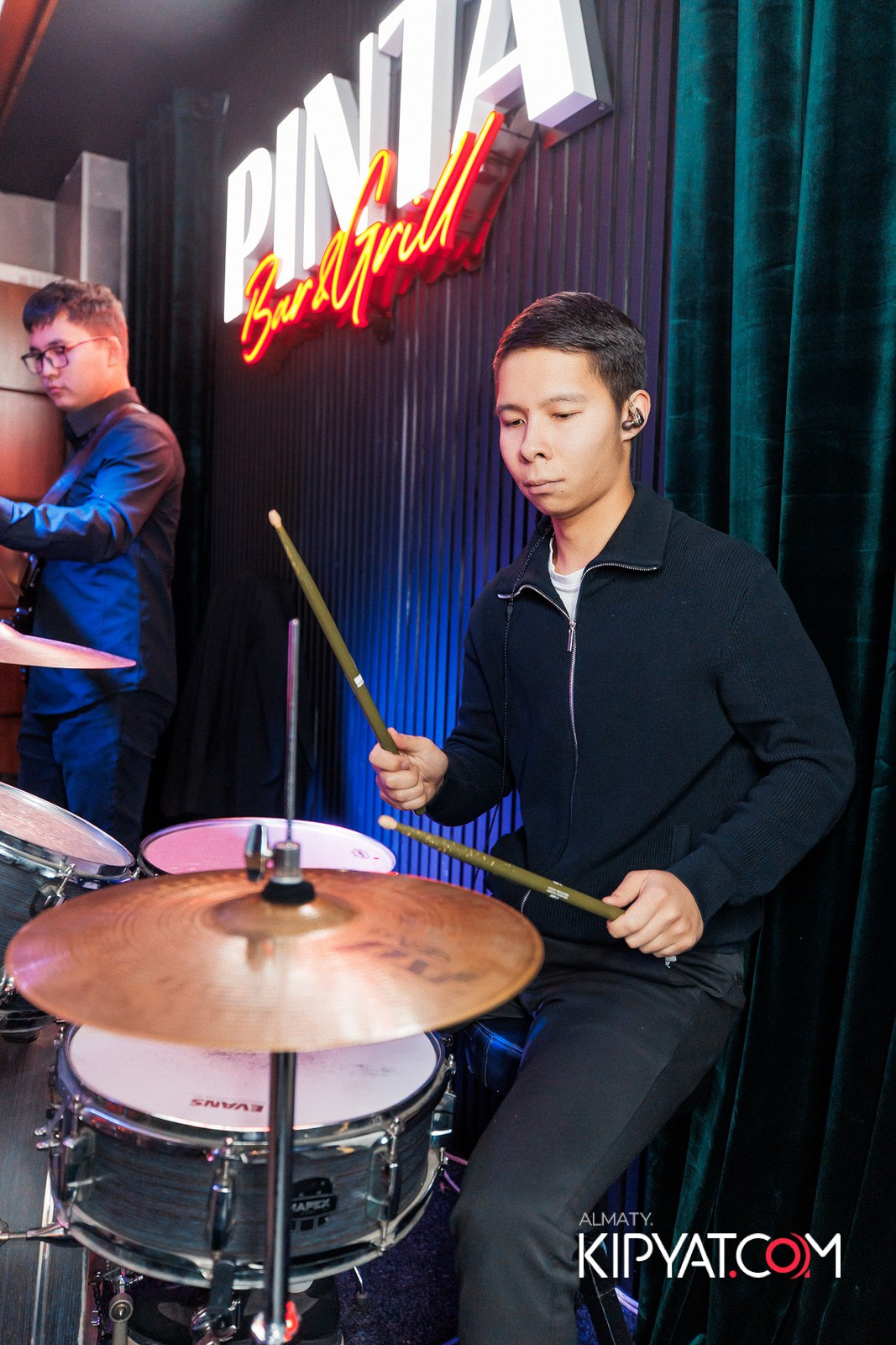 ПИНТА НА ГОГОЛЯ. КИПЯТКОМ АЛМАТЫ!