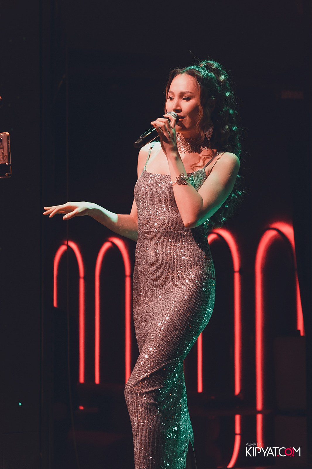 QUEEN. КИПЯТКОМ АЛМАТЫ!