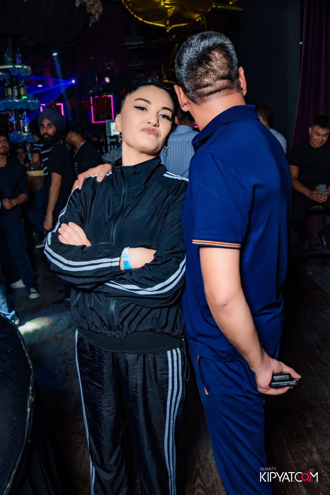 UYAT EMES BAR. КИПЯТКОМ АЛМАТЫ!