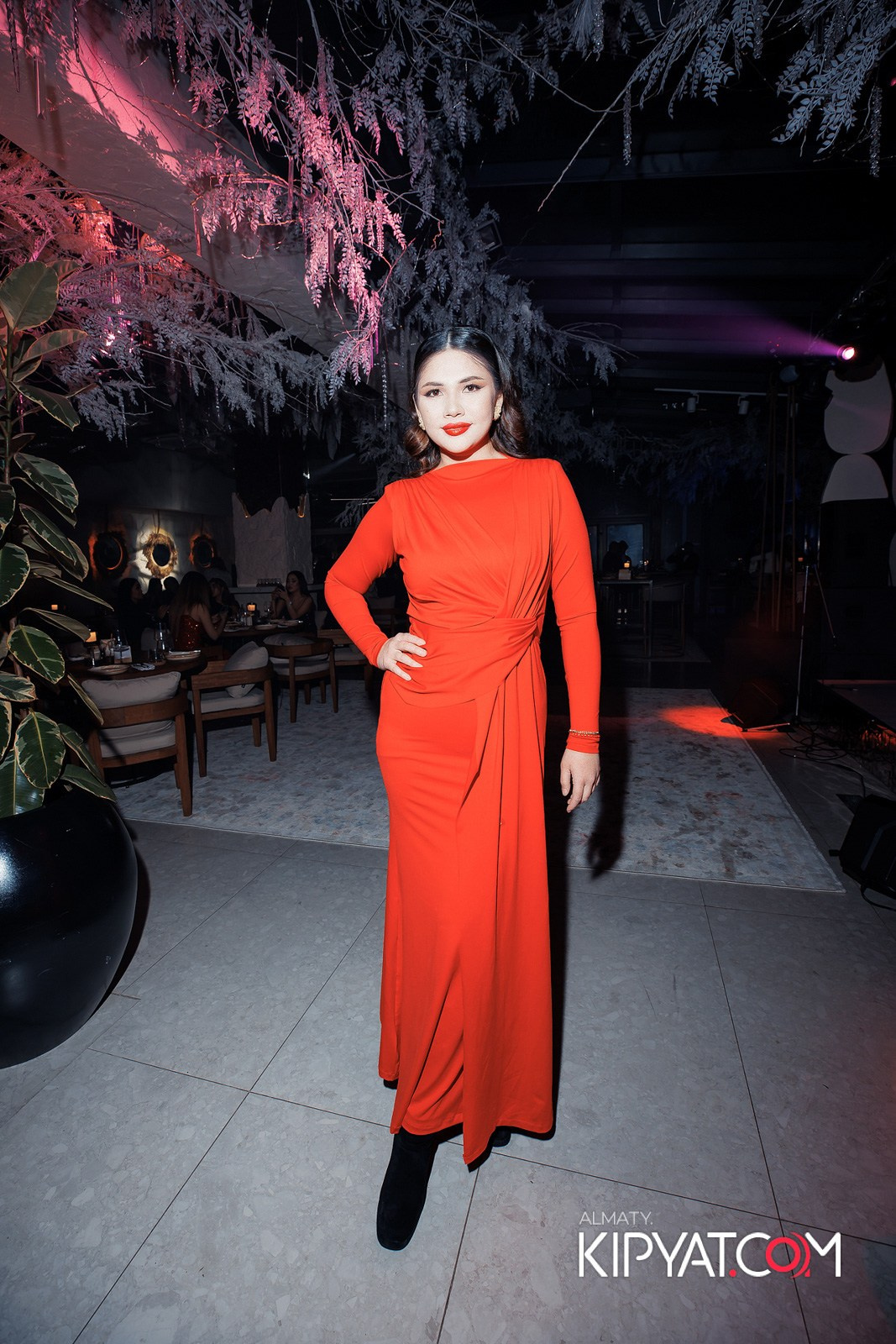 EDEN BAR & RESTAURANT. КИПЯТКОМ АЛМАТЫ!