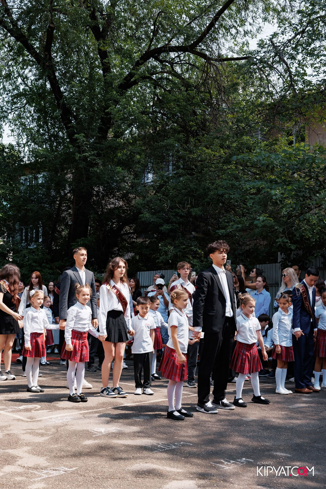 МЕЖДУНАРОДНАЯ ШКОЛА АЛМАТЫ — ВЫПУСК 2025. КИПЯТКОМ АЛМАТЫ!