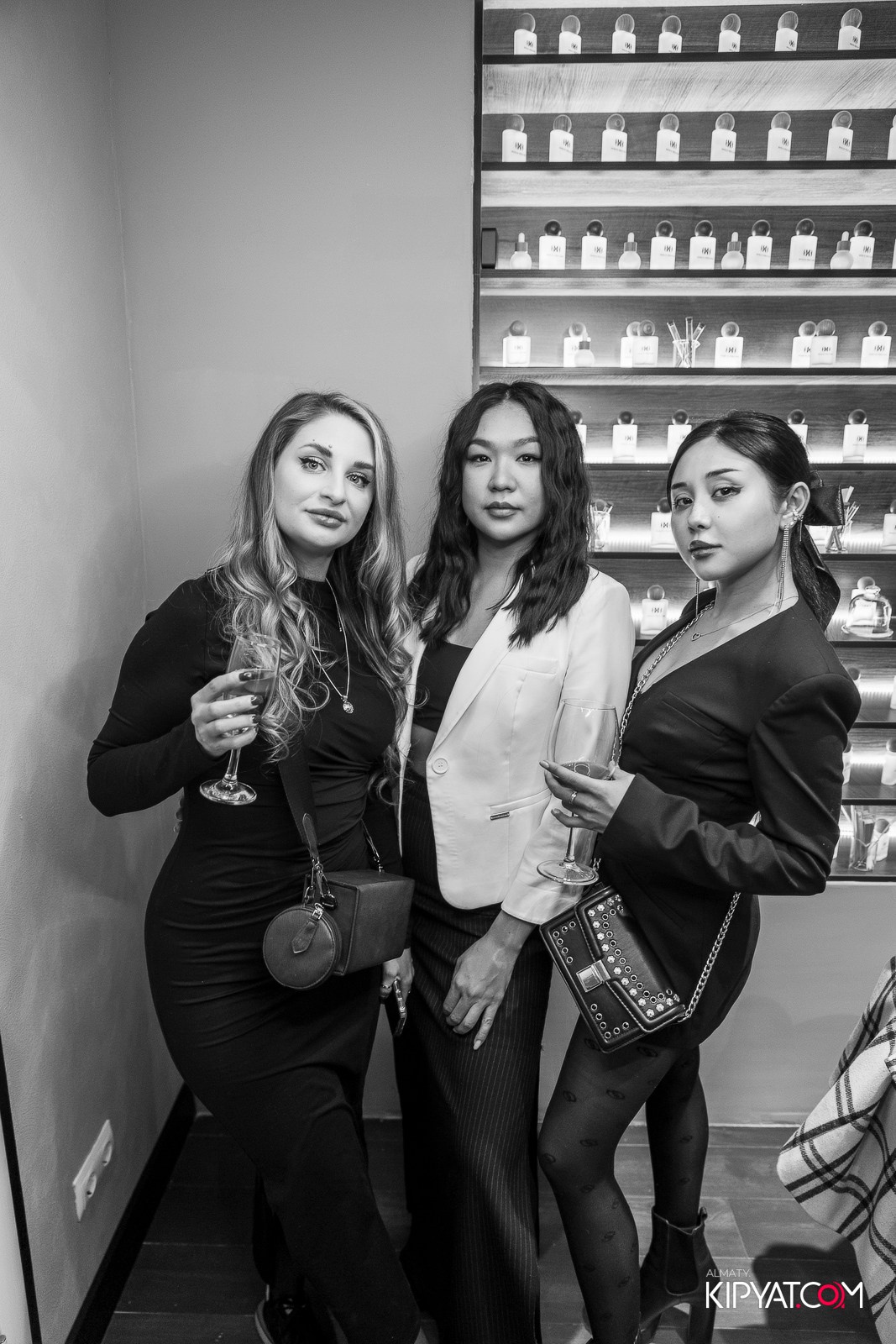 ОТКРЫТИЕ ПАРФЮМЕРНОГО ДОМА MAISON PERFUME. КИПЯТКОМ АЛМАТЫ!