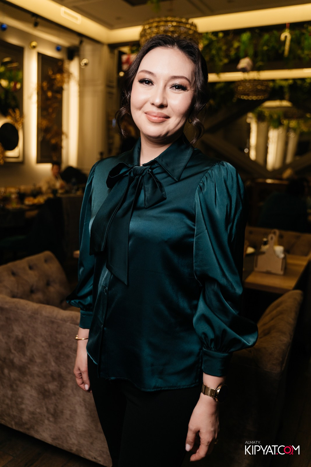 КАФЕ ЖАСМИН НА ЯССАУИ. КИПЯТКОМ АЛМАТЫ!