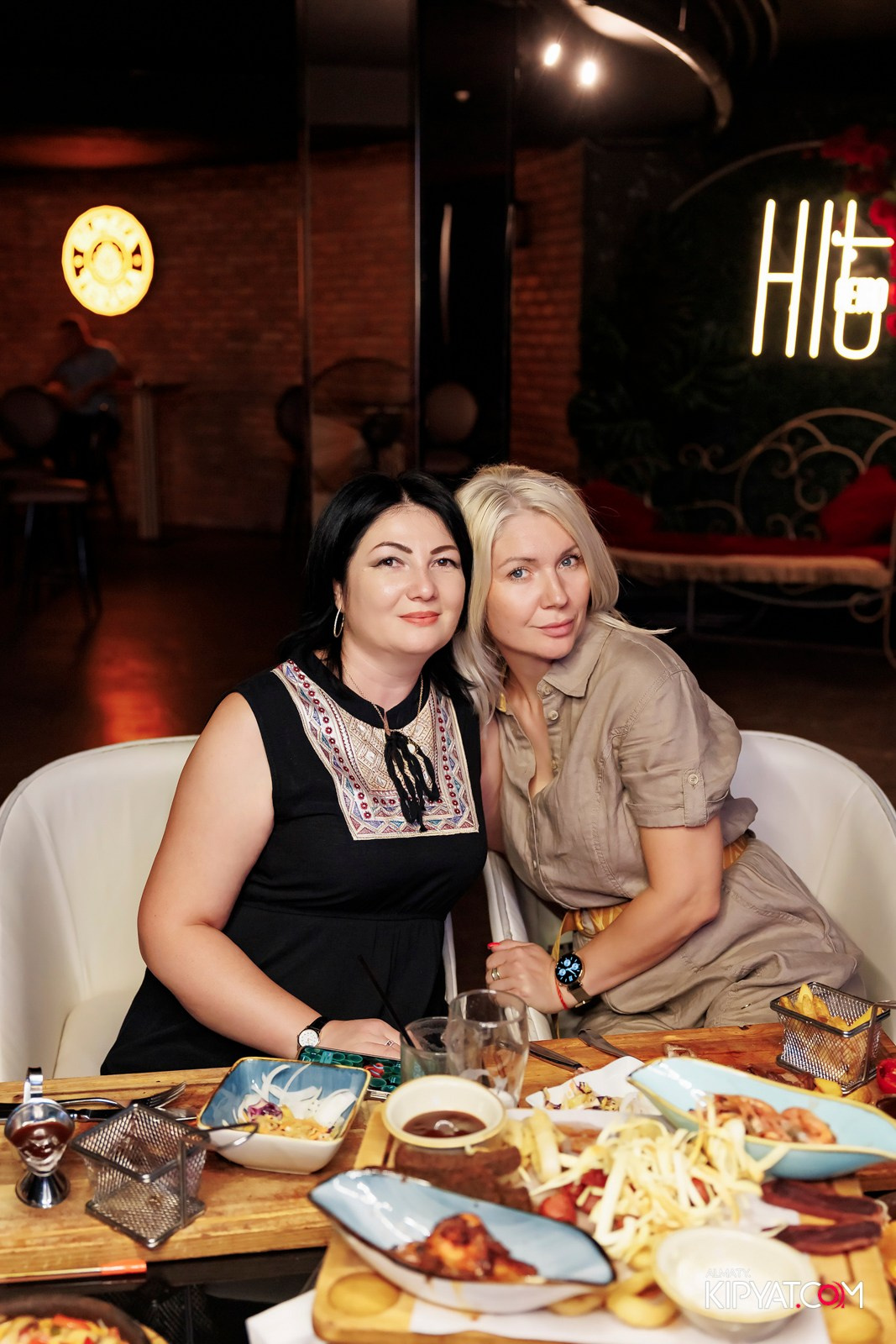 МУЗЫКАЛЬНОЕ ЛОТО В HIT RETRO. КИПЯТКОМ АЛМАТЫ!