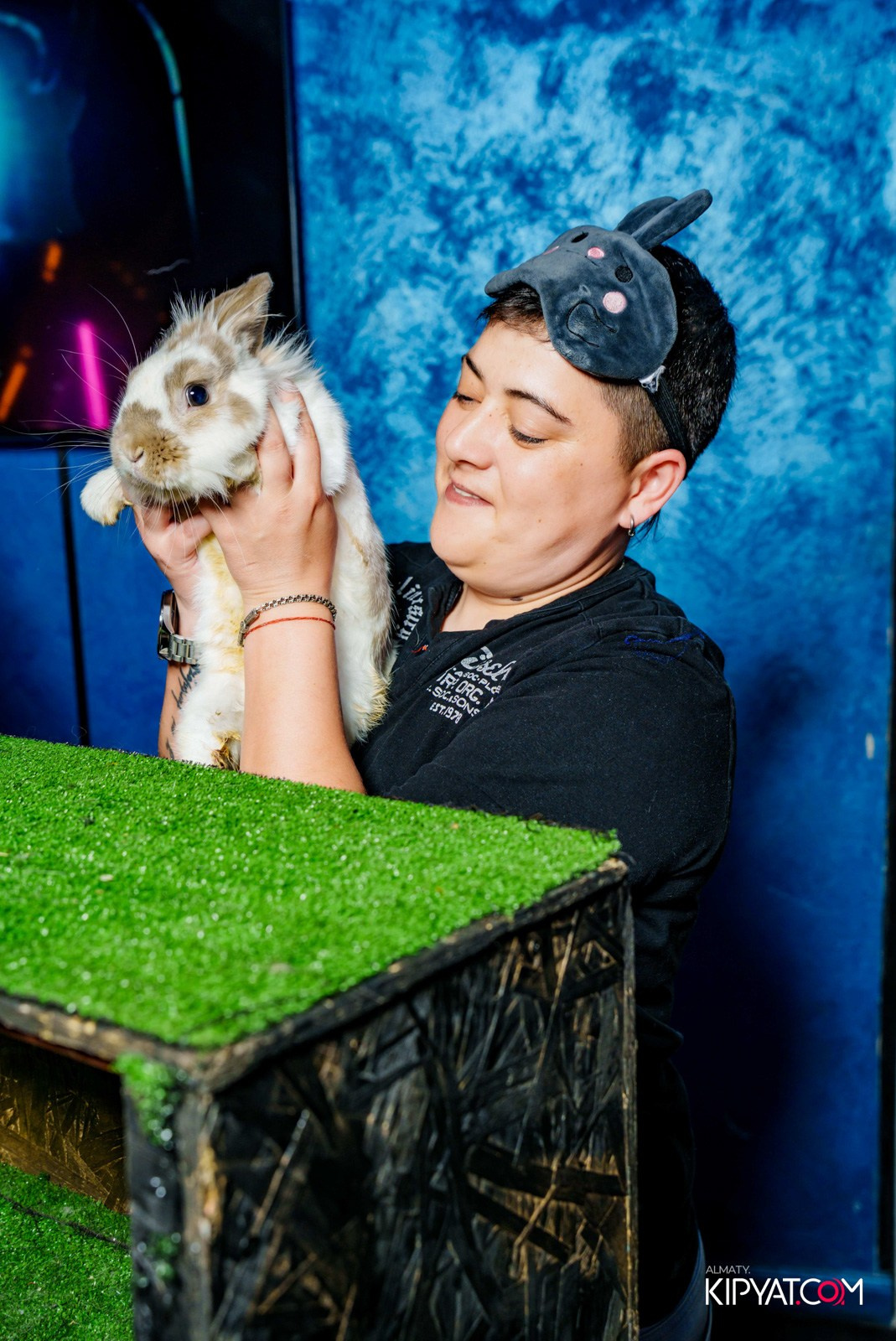 УХО И МЕДВЕДЬ НА САИНА. КИПЯТКОМ АЛМАТЫ!