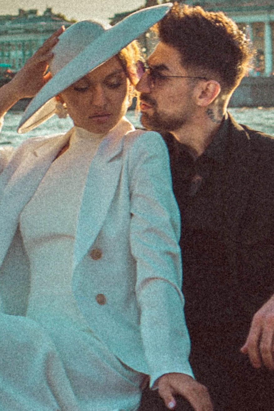 СВАДЕНБНАЯ СЬЕМКА НА КАТЕРЕ ПО КАНАЛАМ САНКТ-ПЕТЕРБУРГА И В АКВАТОРИИ НЕВЫ. Профессиональный фотограф, Санкт-Петербург — Виктория Богомолова