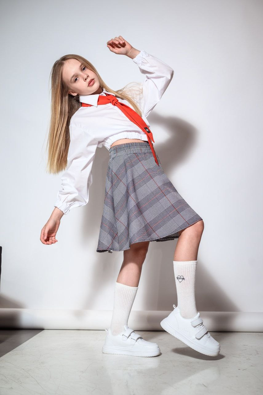 Цымбер Валерия. Model base