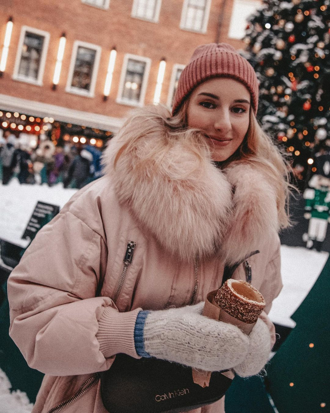 ♡. Честные истории о жизни города и его людях