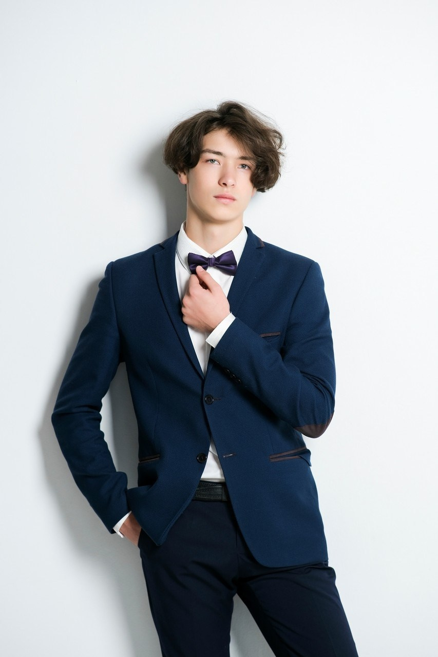 Старшие классы. Фотоальбом для школ и садиков с дополненной реальностью