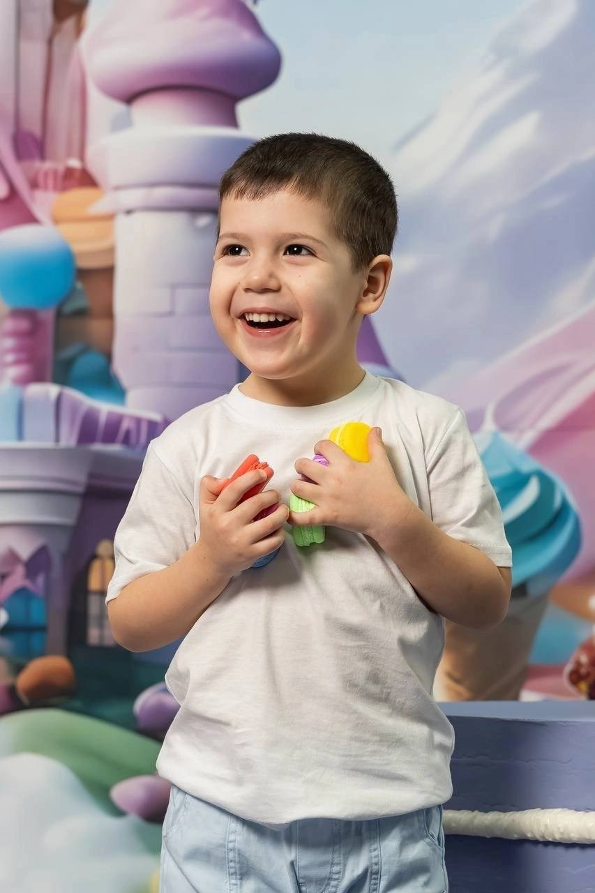 Выпускной альбом, последний звонок. Akhmadeevmedia.ru