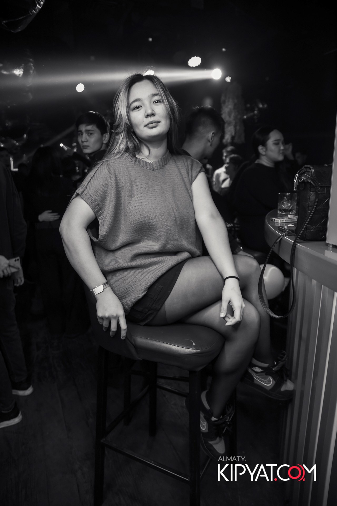 UYAT EMES BAR. КИПЯТКОМ АЛМАТЫ!