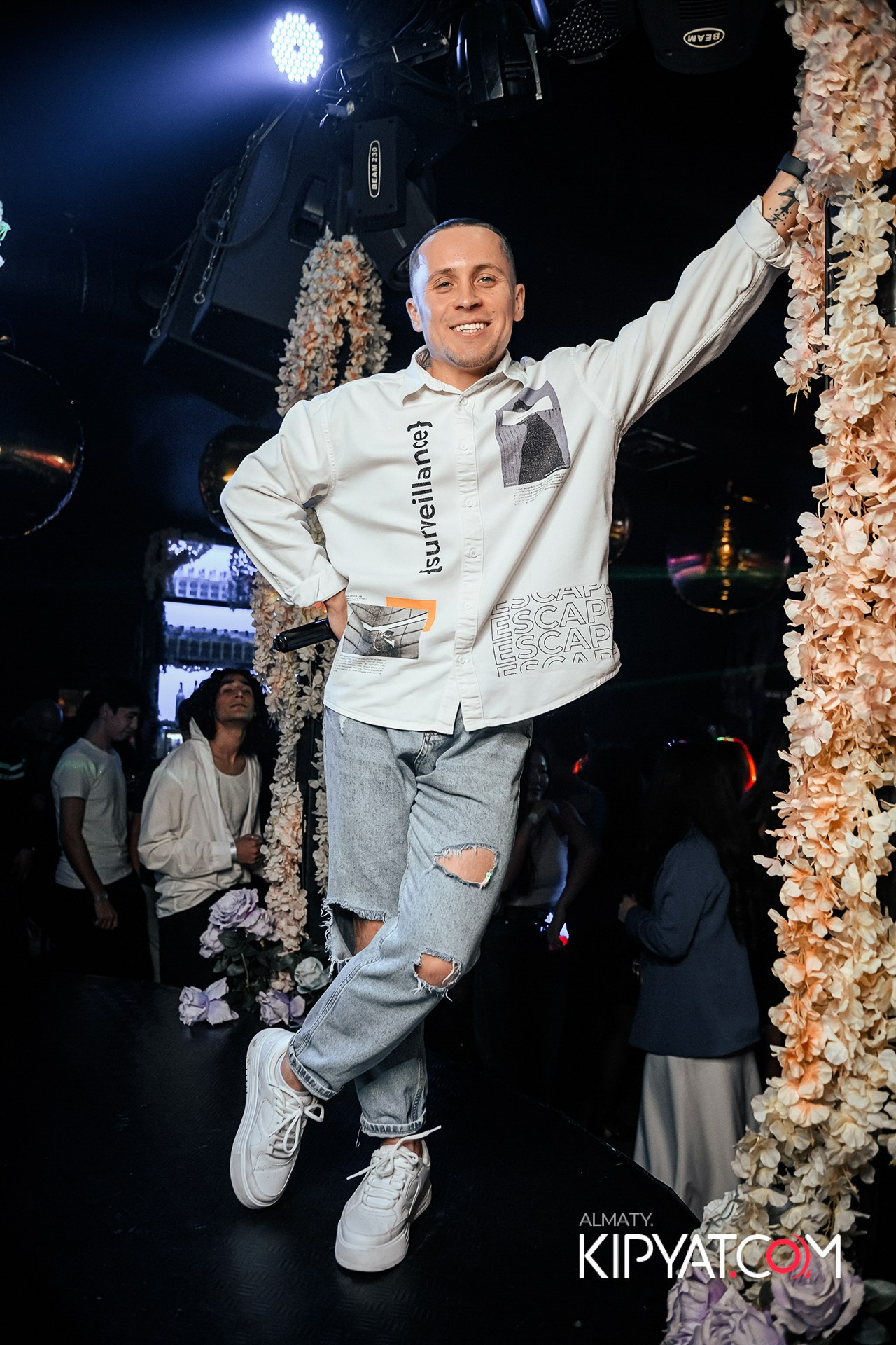 UYAT EMES BAR. КИПЯТКОМ АЛМАТЫ!