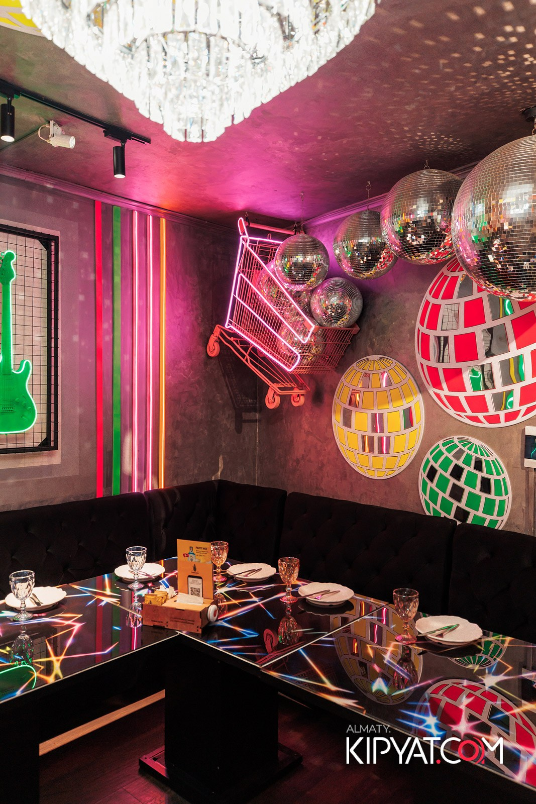 УХО И МЕДВЕДЬ НА САИНА. КИПЯТКОМ АЛМАТЫ!