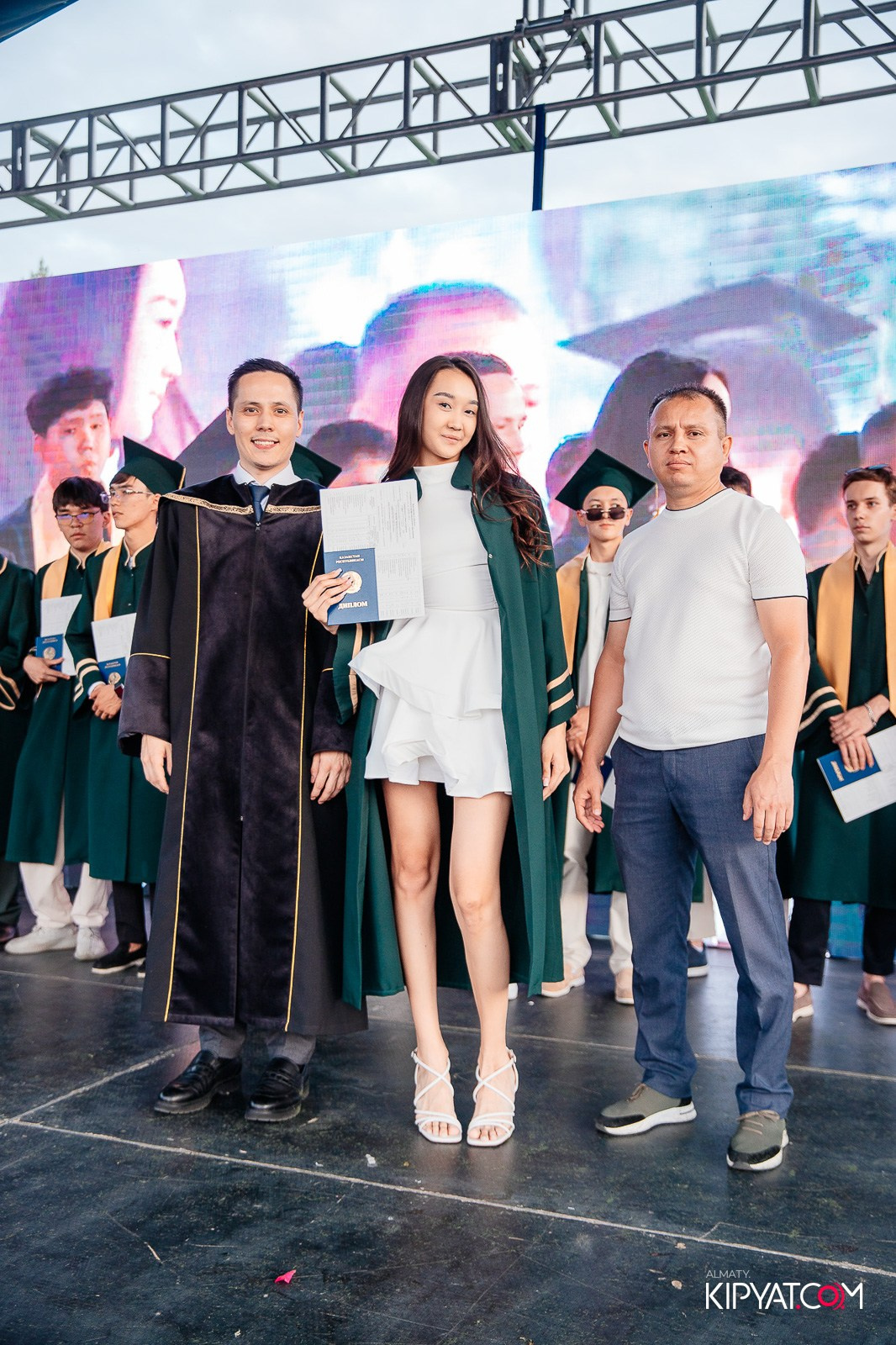 ВРУЧЕНИЕ ДИПЛОМОВ — НАРХОЗ КОЛЛЕДЖ. Part 4. КИПЯТКОМ АЛМАТЫ!