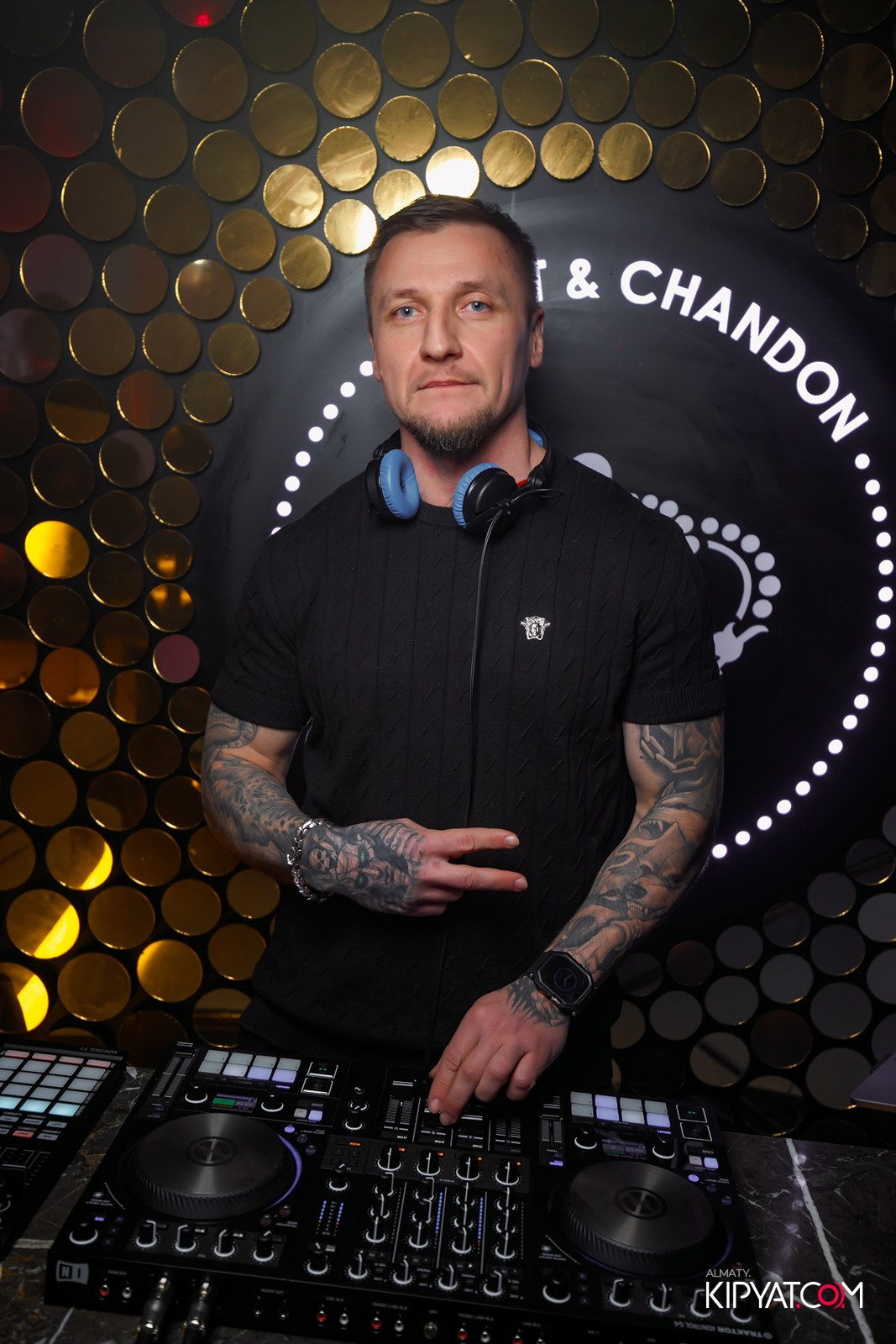 LAUREATE KARAOKE HALL. КИПЯТКОМ АЛМАТЫ!