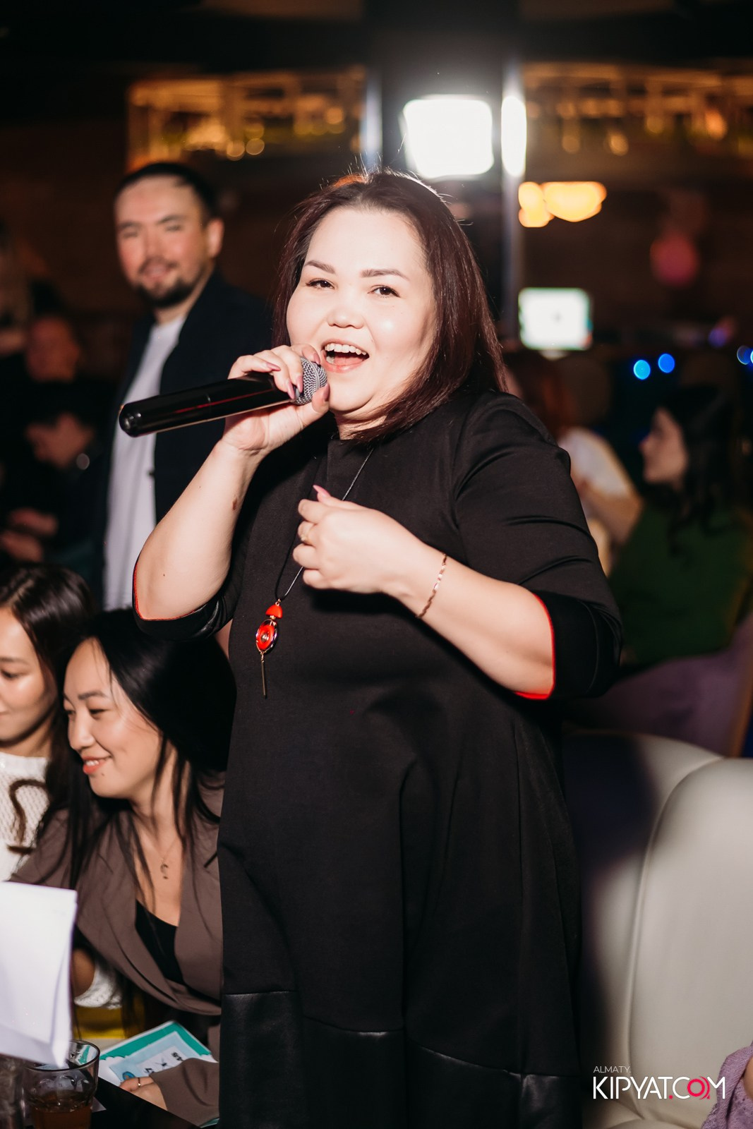 МУЗЫКАЛЬНОЕ ЛОТО В HIT RETRO. КИПЯТКОМ АЛМАТЫ!