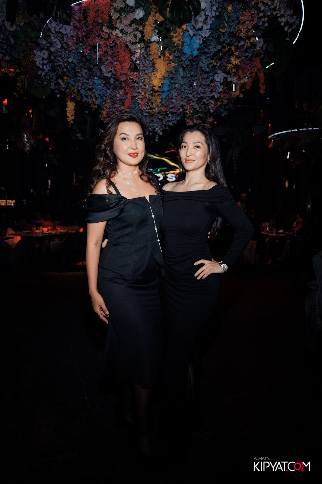 FRIENDS BAR & TERRACE. КИПЯТКОМ АЛМАТЫ!