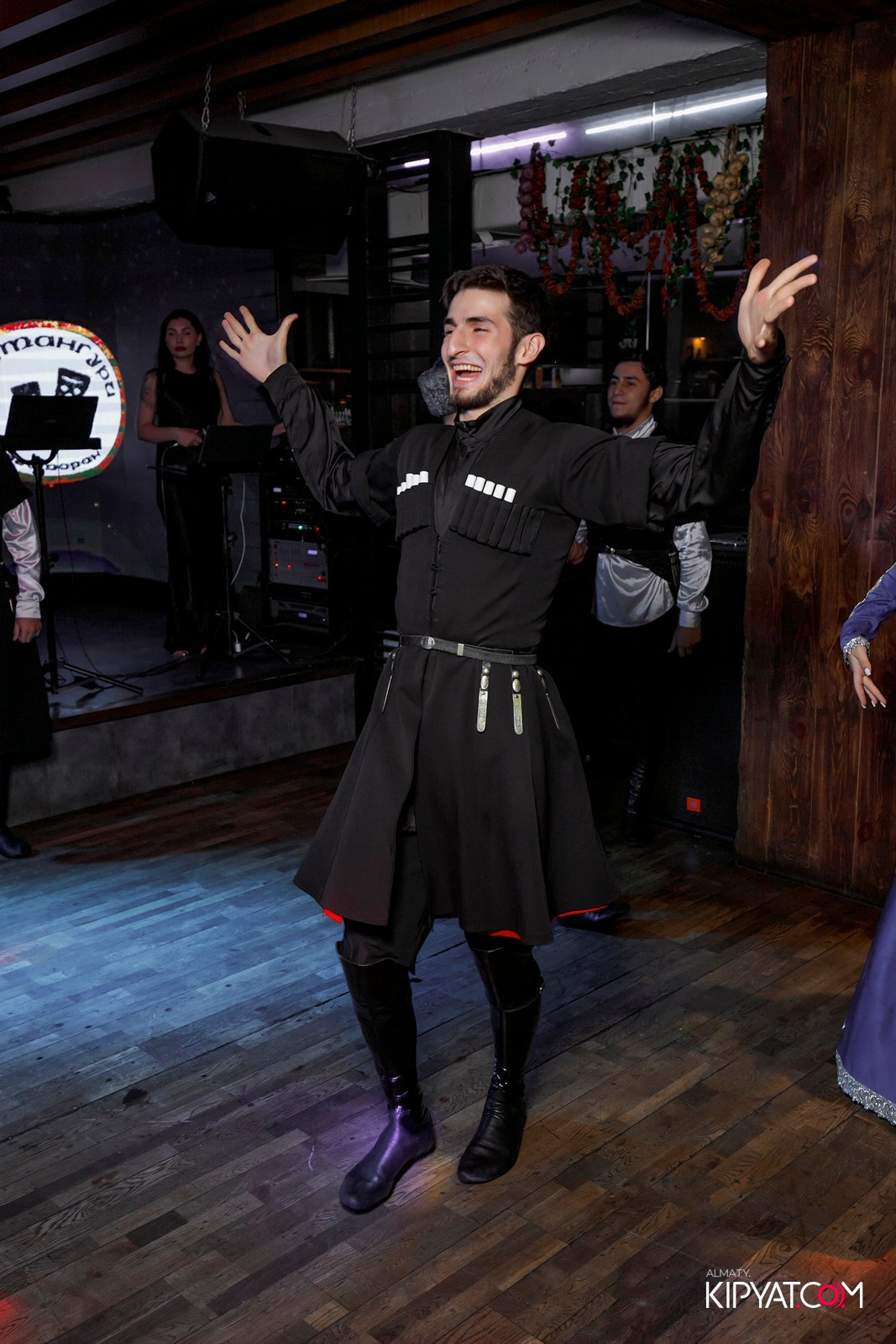 ВАХТАНГУРИ. КИПЯТКОМ АЛМАТЫ!