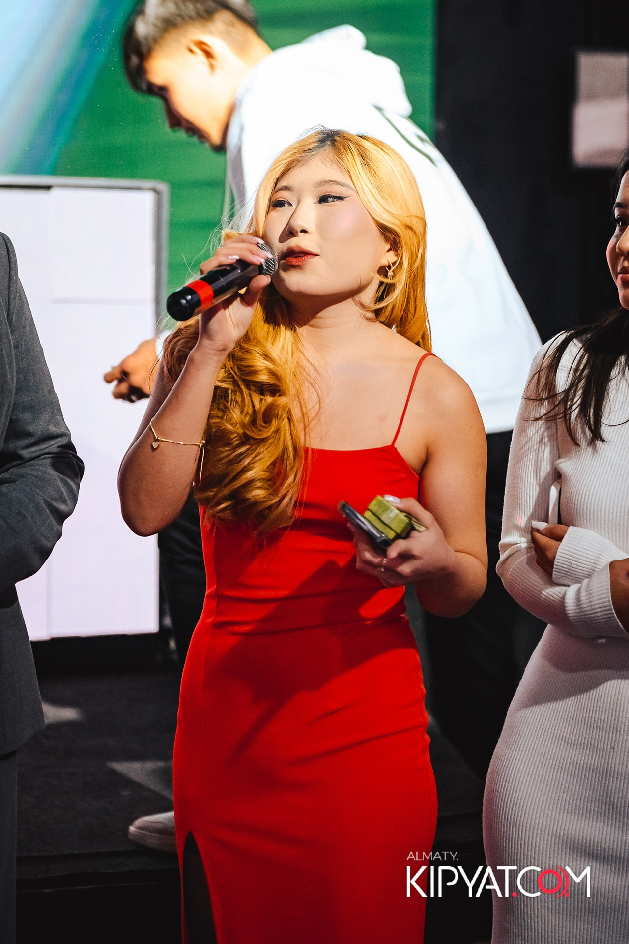 ПОСВЯЩЕНИЕ В СТУДЕНТЫ ''Q'' UNIVERSITY. КИПЯТКОМ АЛМАТЫ!