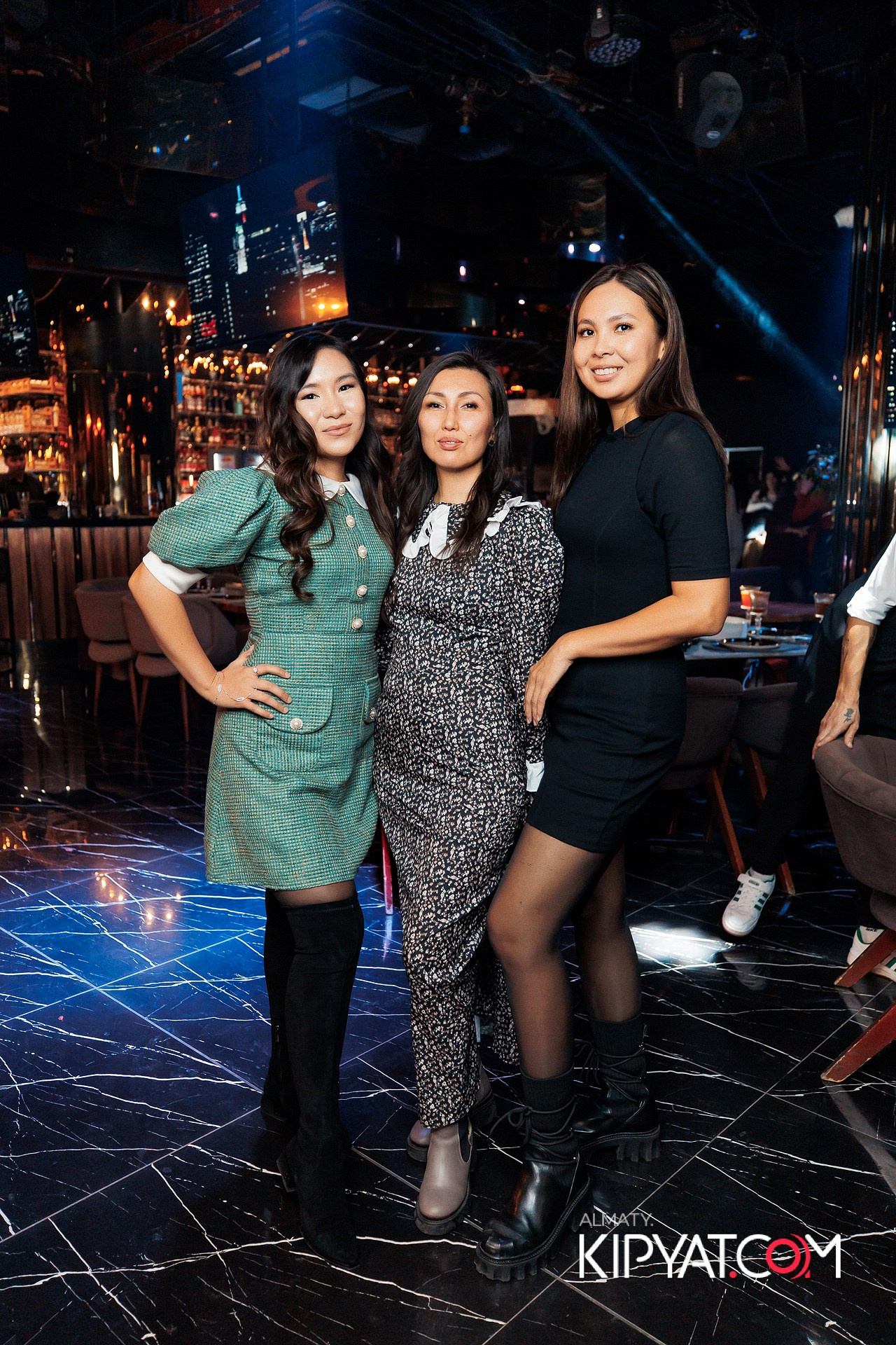 MOOD KARAOKE & TERRACE. КИПЯТКОМ АЛМАТЫ!