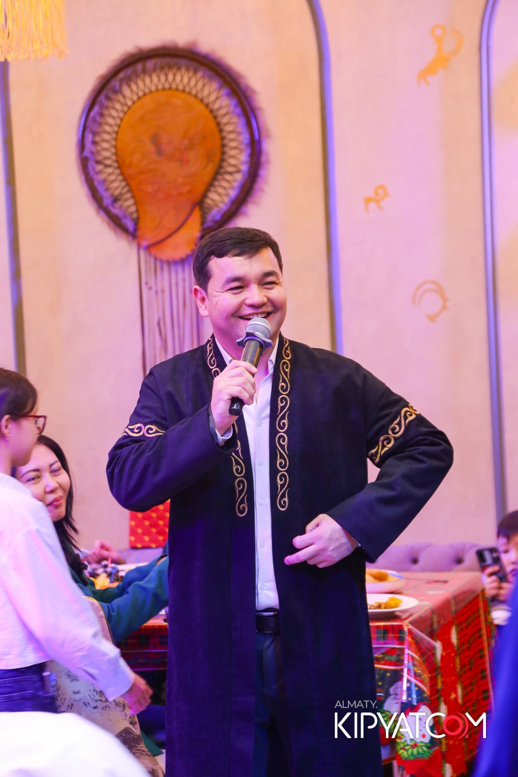 РЕСТОРАН РАХАТ. КИПЯТКОМ АЛМАТЫ!