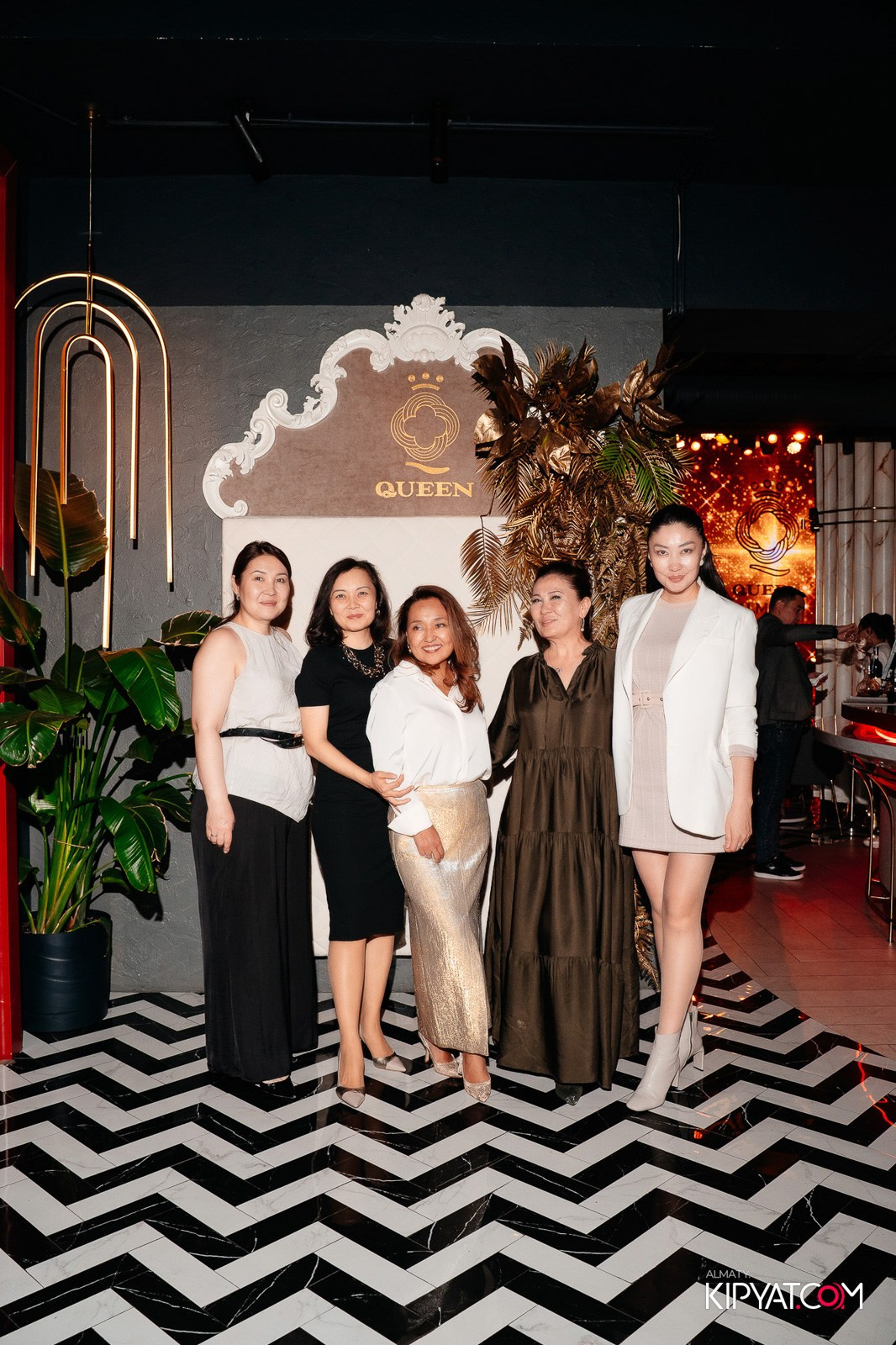 QUEEN. КИПЯТКОМ АЛМАТЫ!